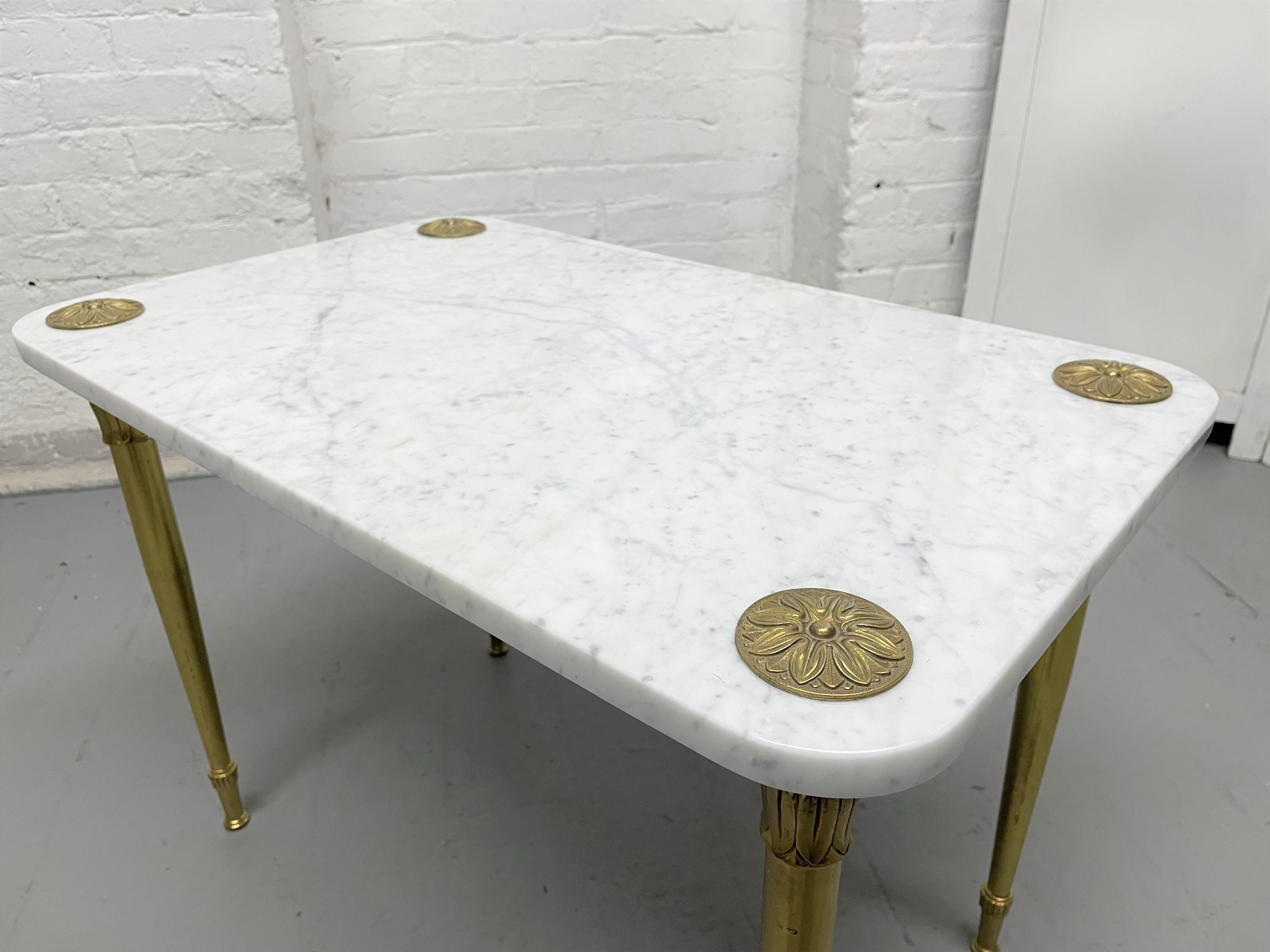 Pair of Italian Carrara Marble and Brass Side Tables For Sale 3