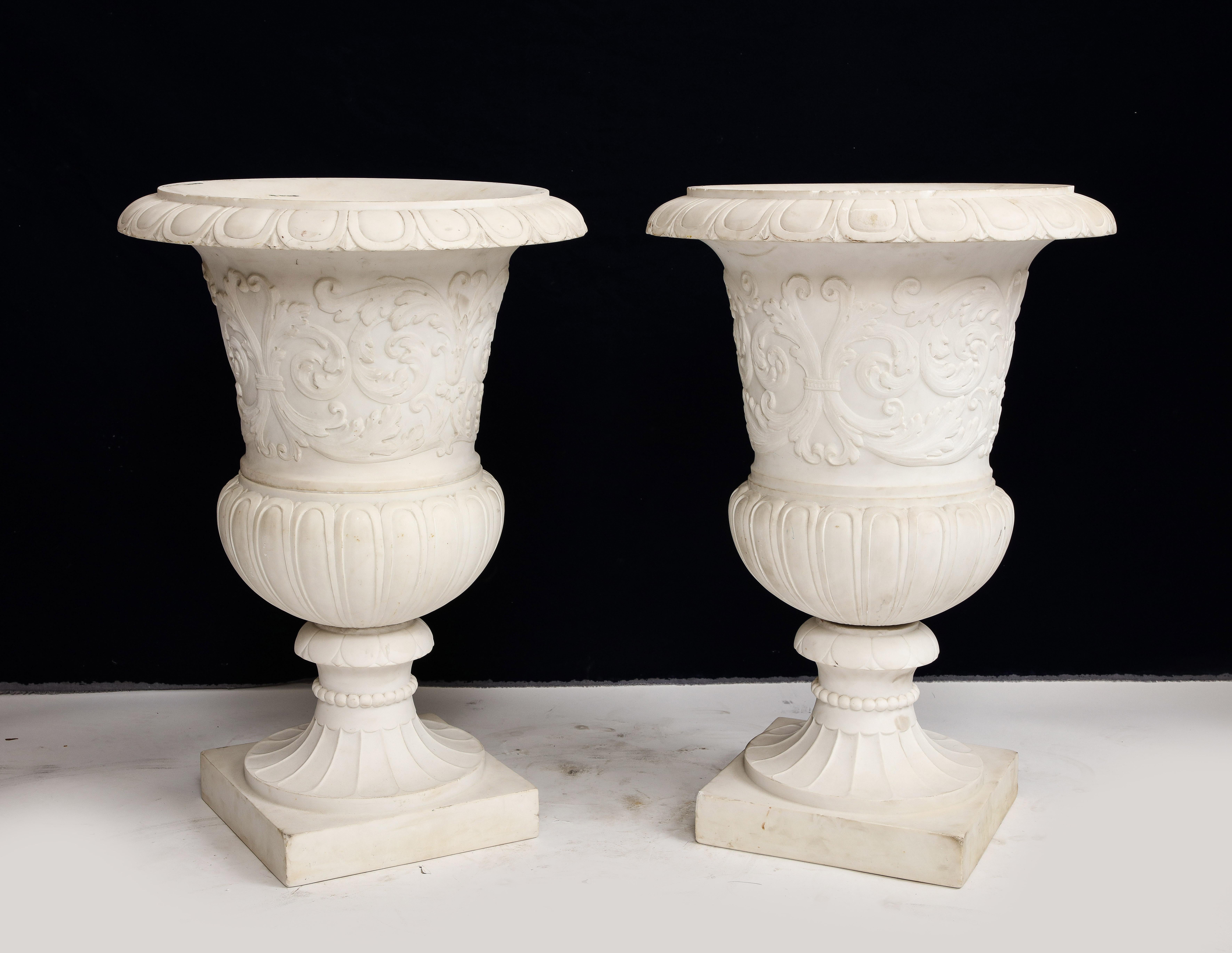 Pair of Italian Carrara Marble Medici Vases w/ Neoclassical Motifs in Relief For Sale 1