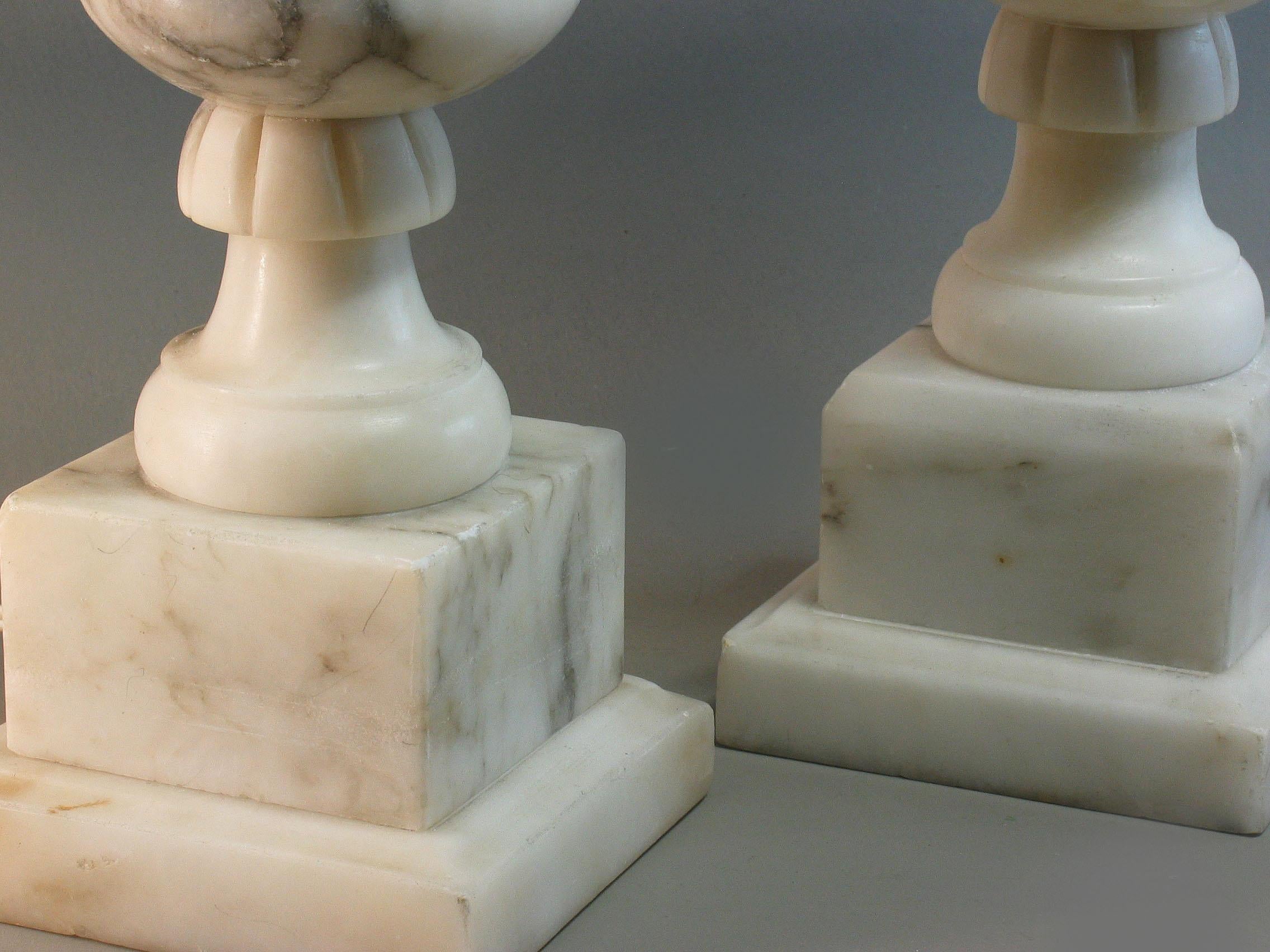 Pair of Italian Carved Alabaster Table Lamps In Good Condition In Ottawa, Ontario