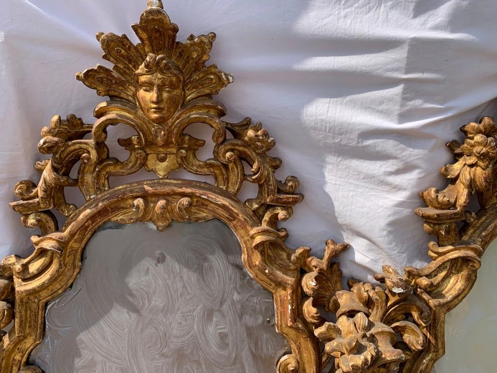 Gilt Pair of Italian Carved Gilded Mirrors, Italy, 18th Century Rococò For Sale