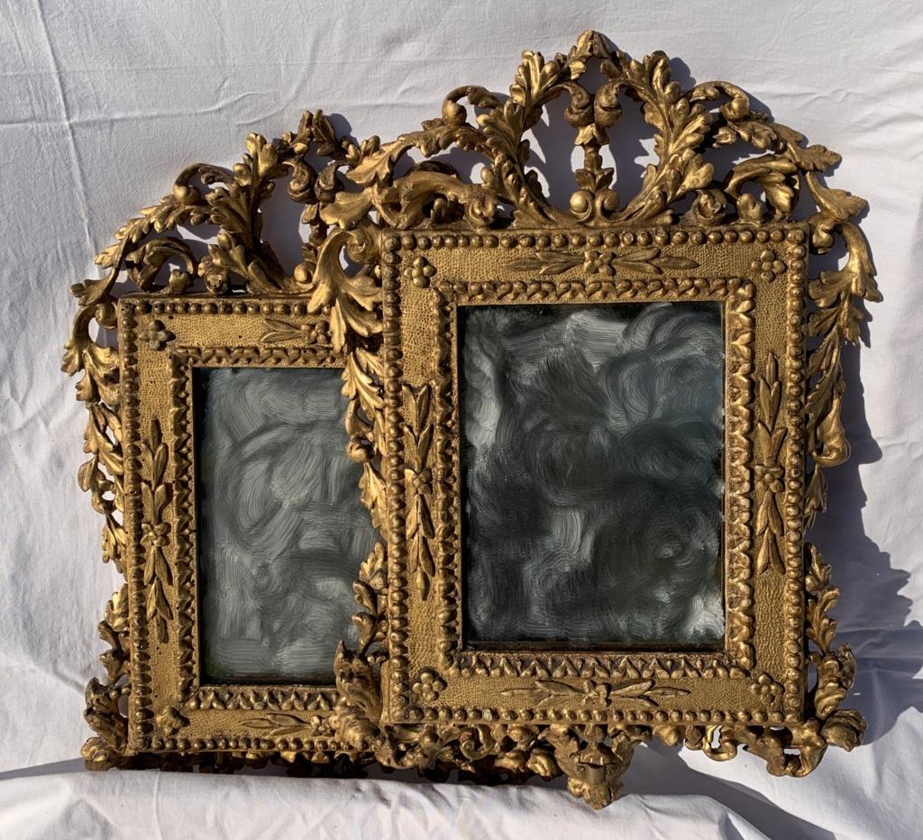 Pair of Italian Carved Gilded Mirrors, Italy, 18th Century, Rome Venice Glass 3