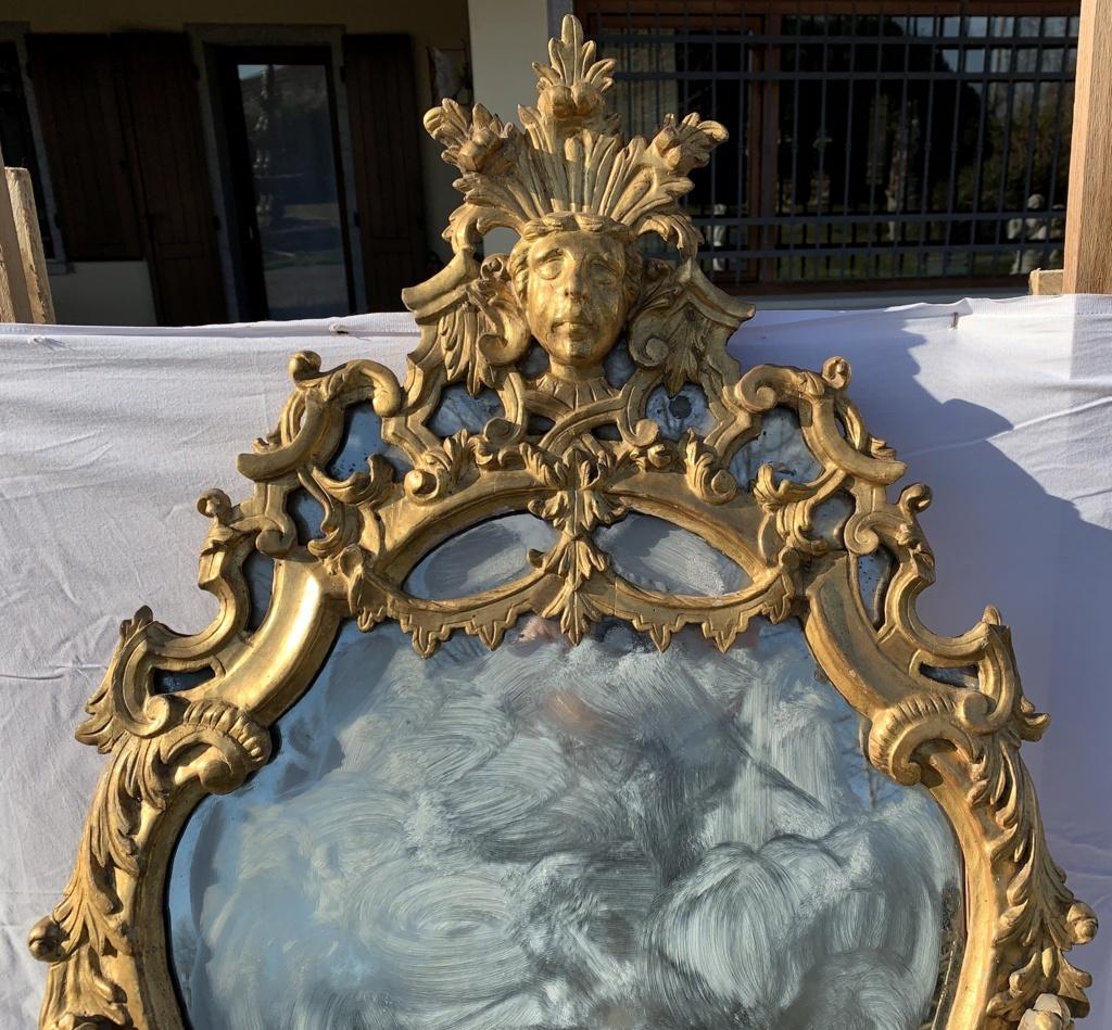 Pair of Italian Carved Gilded Wood Mirrors. Rome 18th Century, Venice Rococo For Sale 9