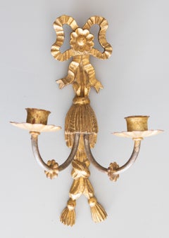 Pair of Italian Carved Giltwood Bows & Tassels Candle Sconces, circa 1950