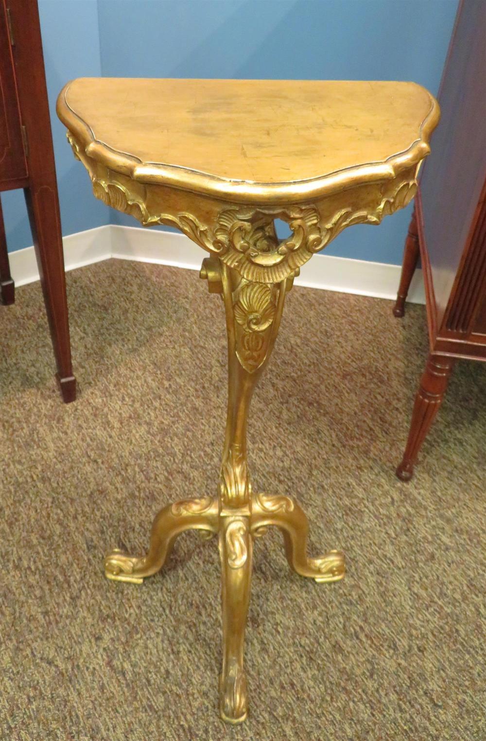 Pair of Italian Carved Giltwood Console or Side Tables, Late 19th Century For Sale 1