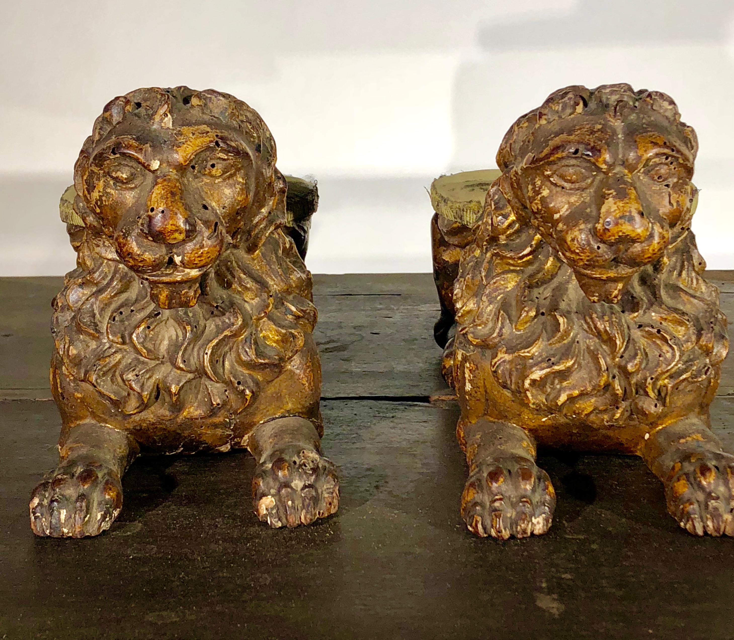 18th Century and Earlier Pair of Italian Carved Wood Lions, 17th Century