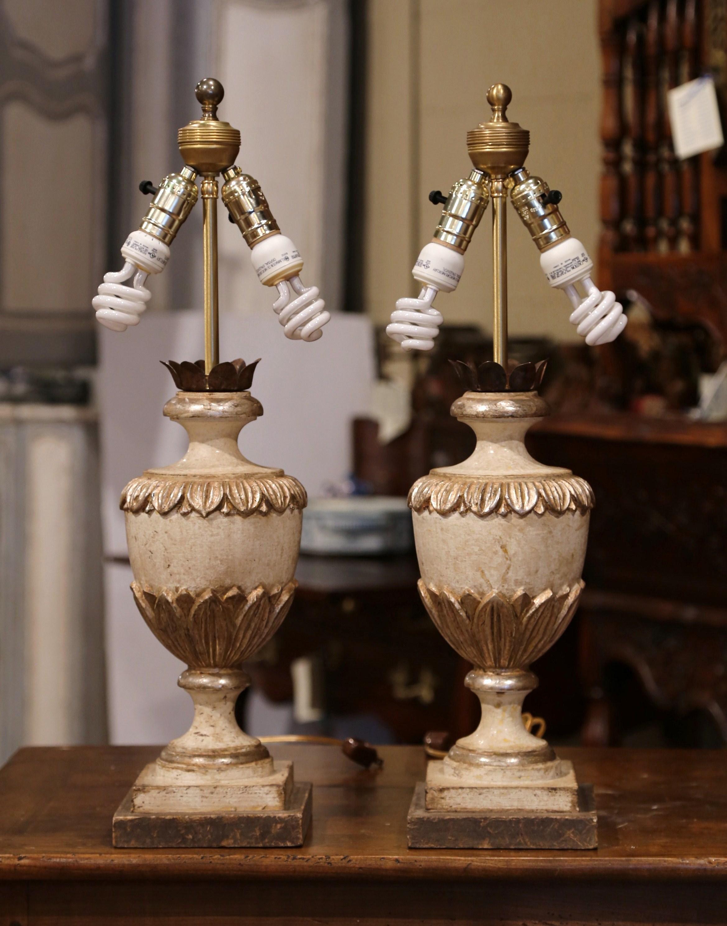 Neoclassical Pair of Italian Carved Oak Polychrome and Painted Urn Table Lamps