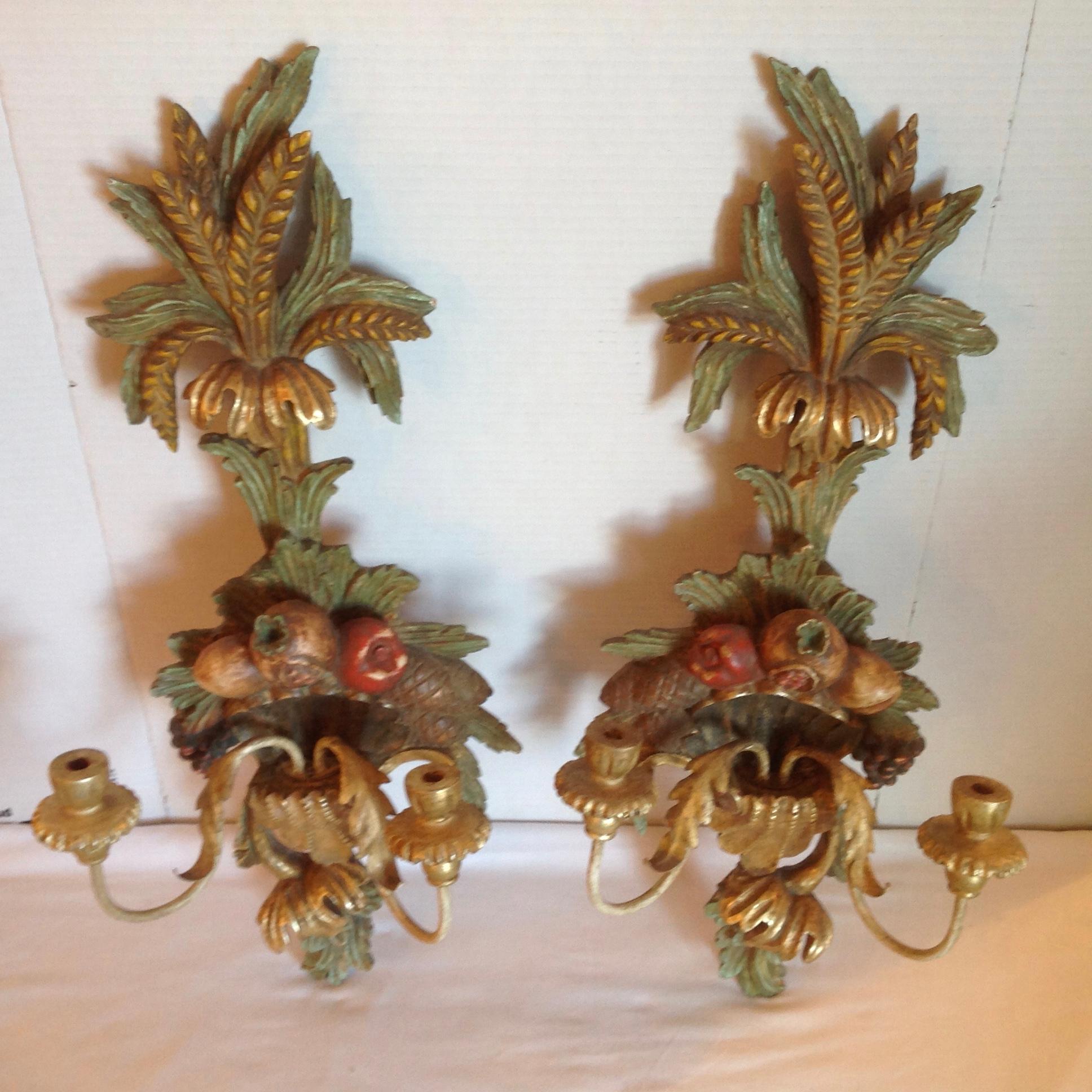 Mid-20th Century Pair of Italian Carved Wood Sconces