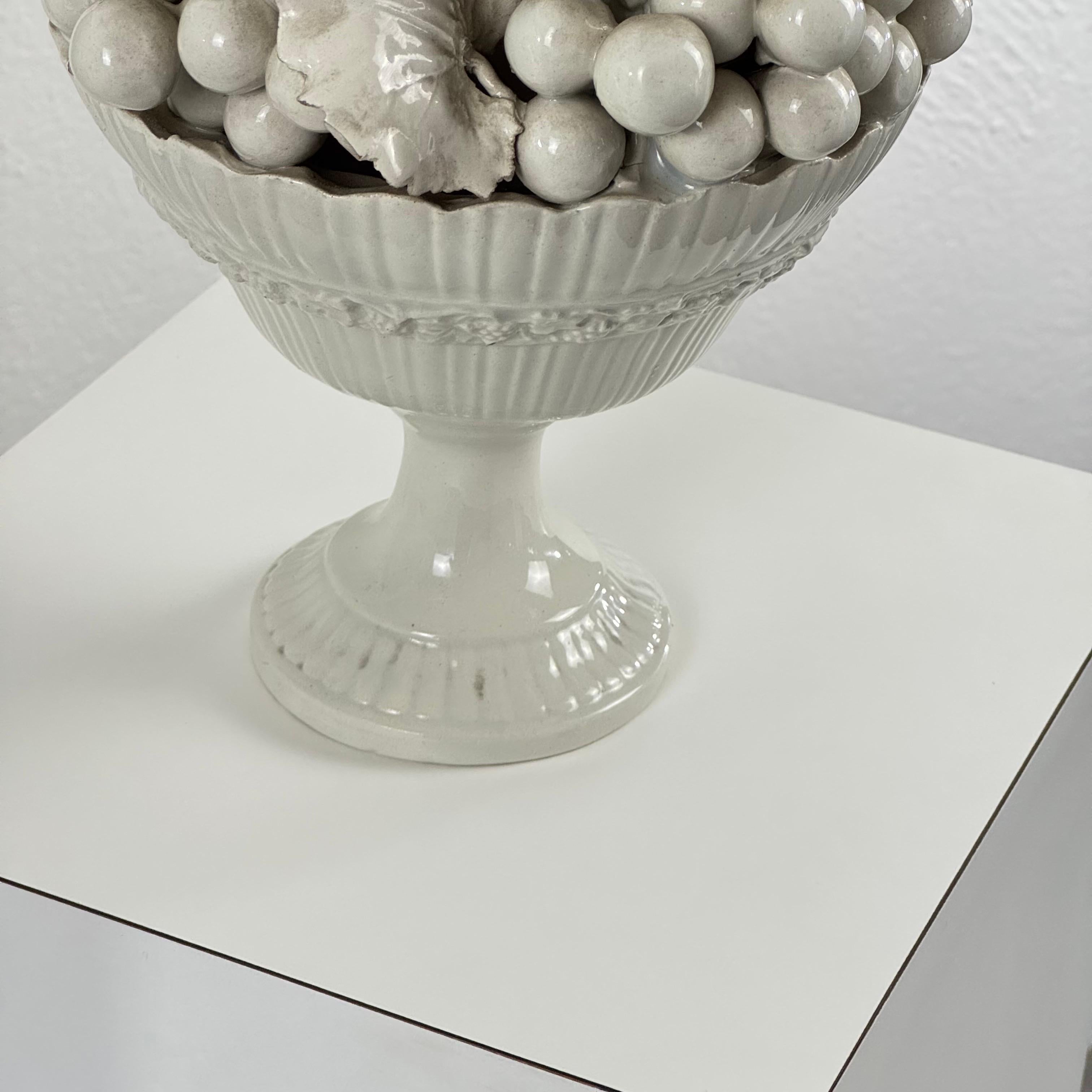 Pareja de esculturas topiarias de cerámica italiana de Ceramica Nove, años 50 en venta 2