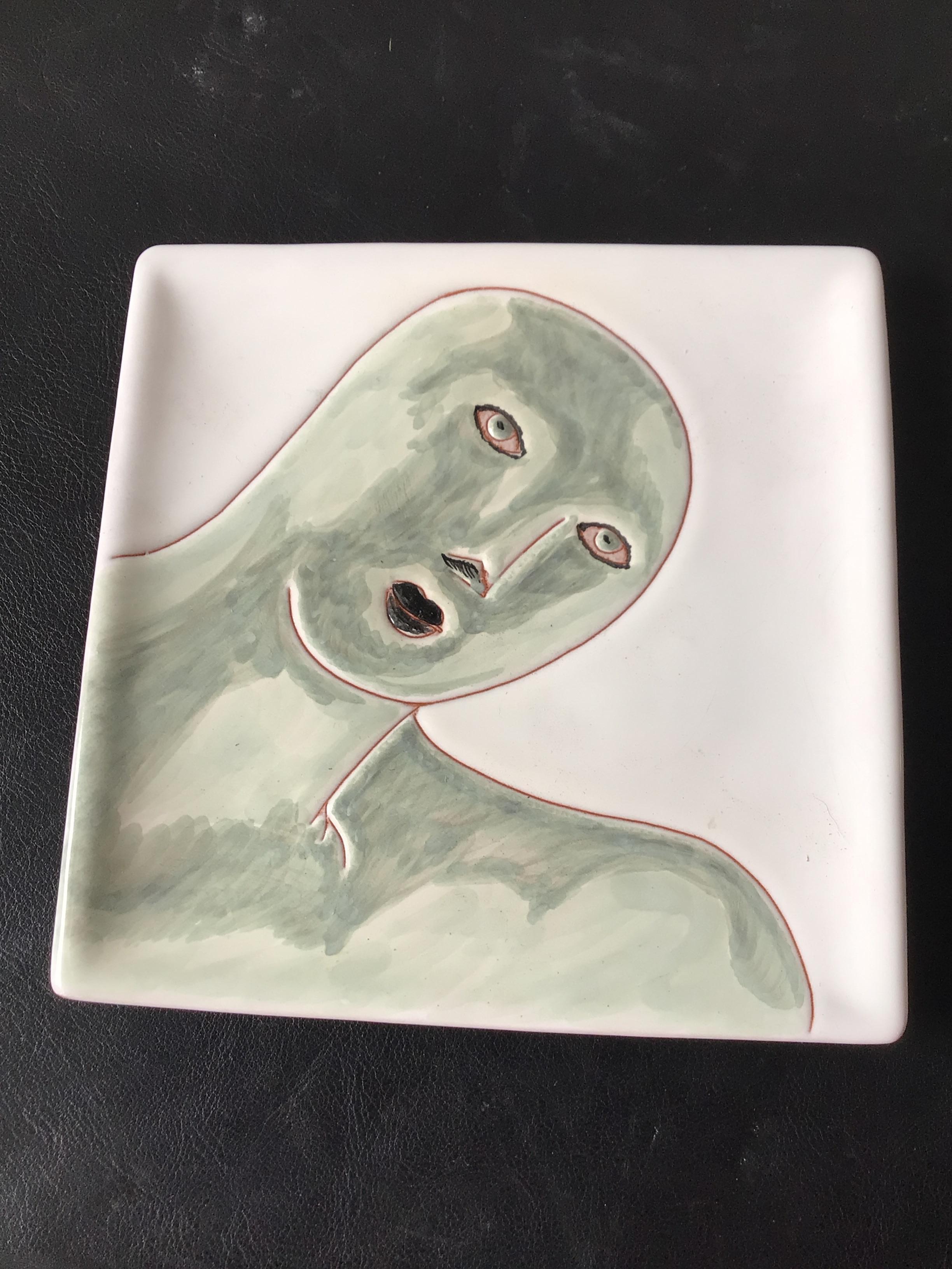 Pareja de Platos de Cerámica Italiana de Hombre Siglo XXI y contemporáneo en venta