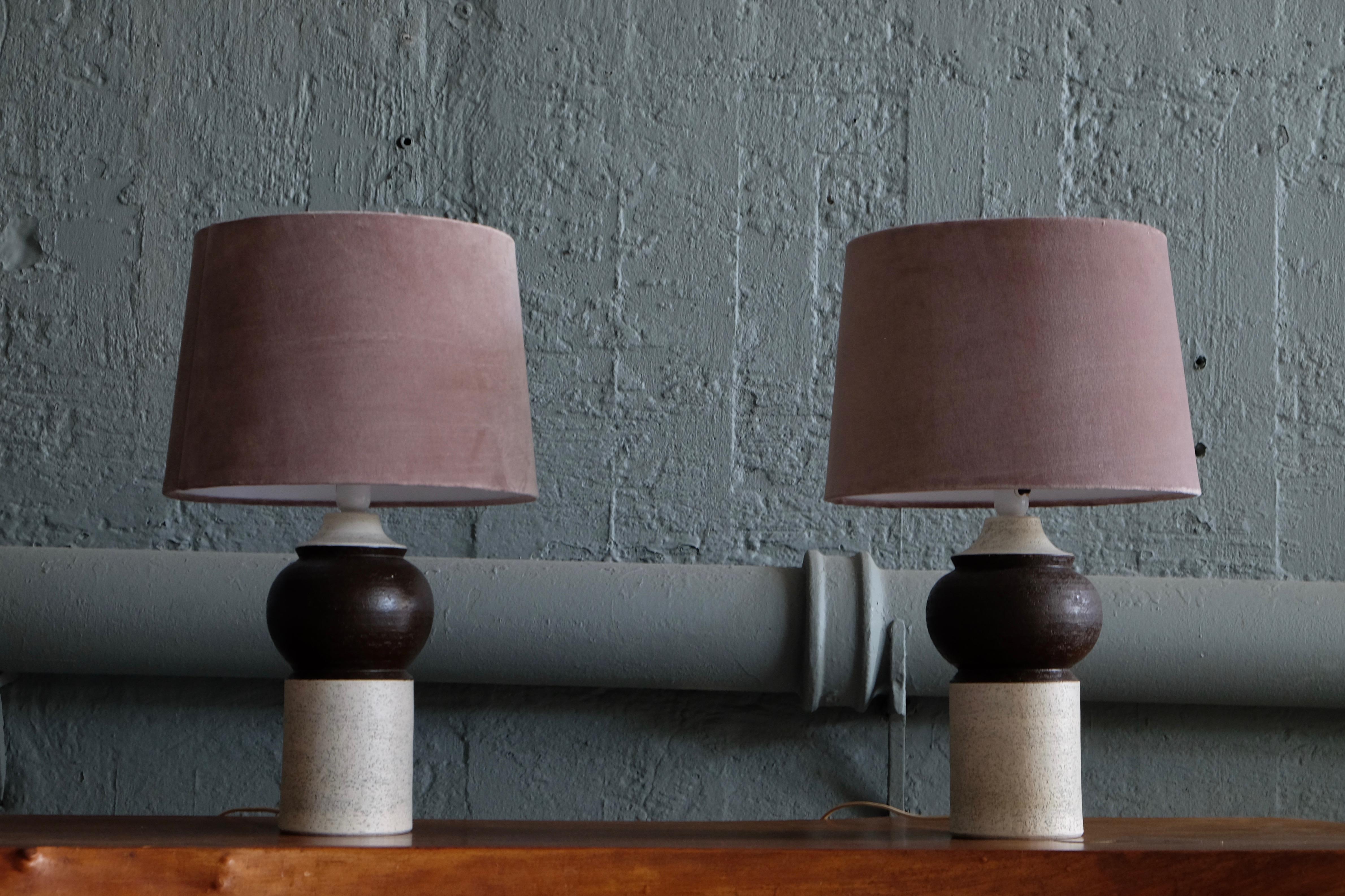 Mid-20th Century Pair of Italian Ceramic Table Lamps, 1960s