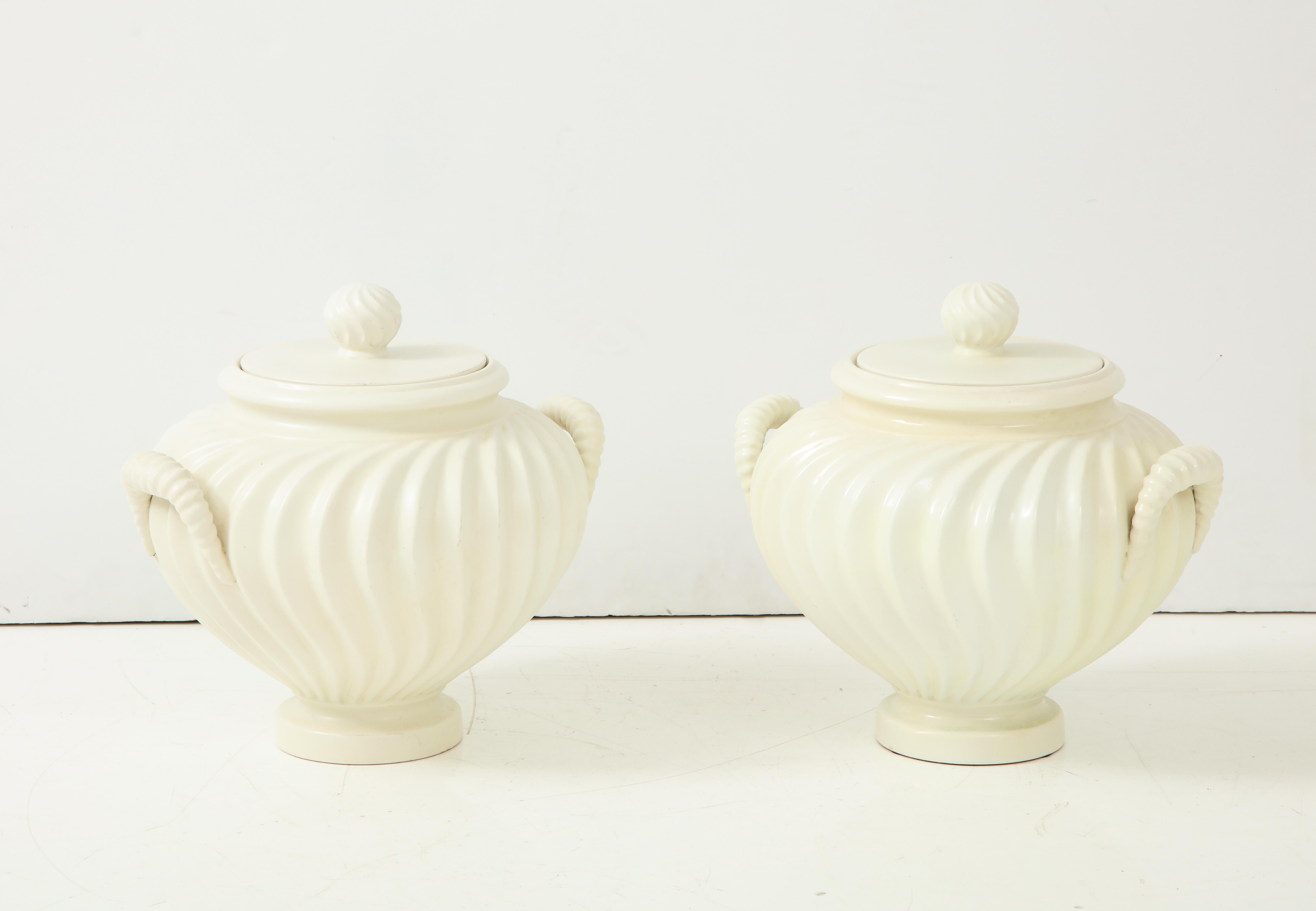 Pair of Italian Ceramic Vases In Excellent Condition In New York, NY