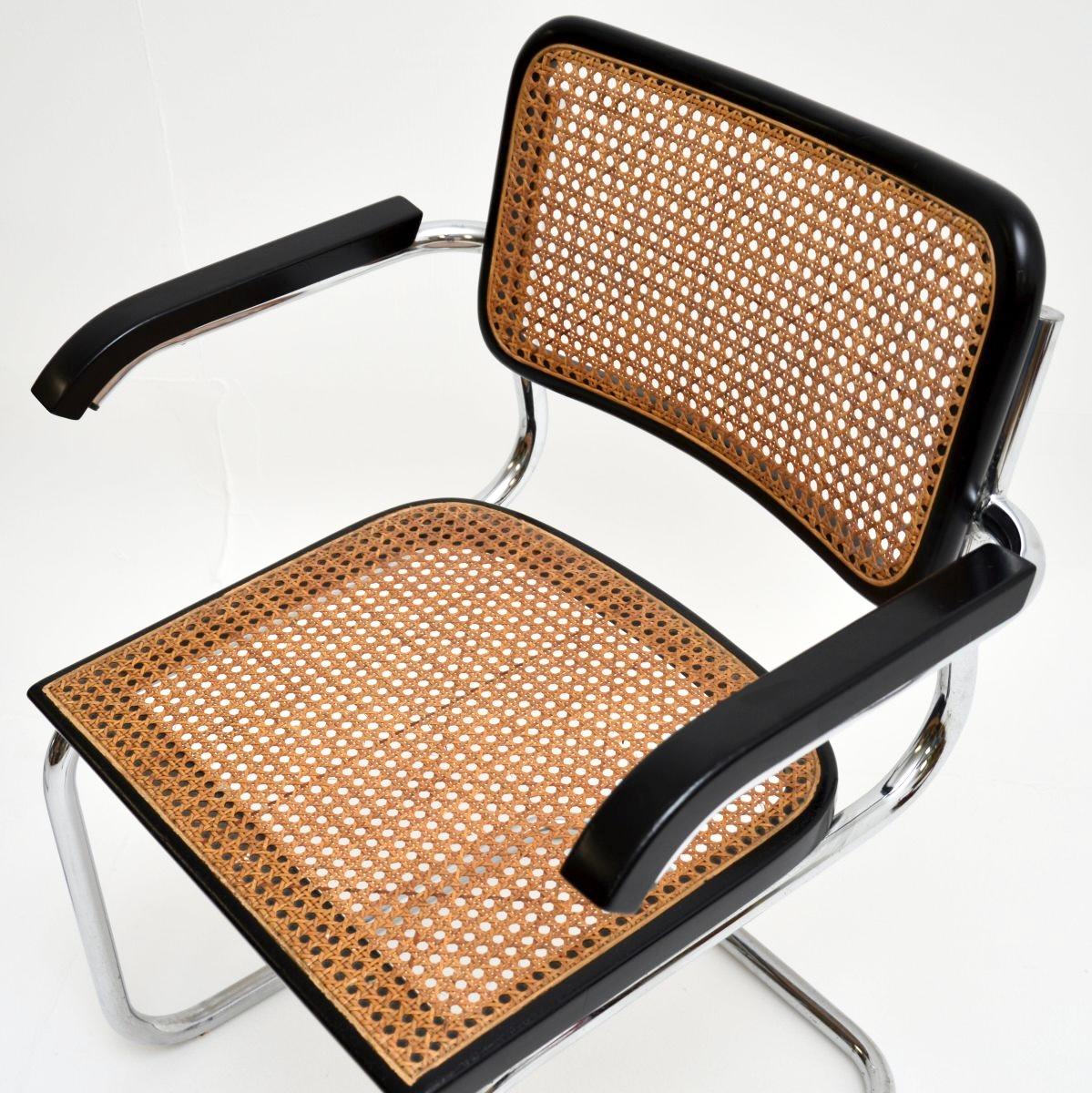 Milieu du XXe siècle Paire de chaises de salle à manger italiennes Cesca par Arrben en vente