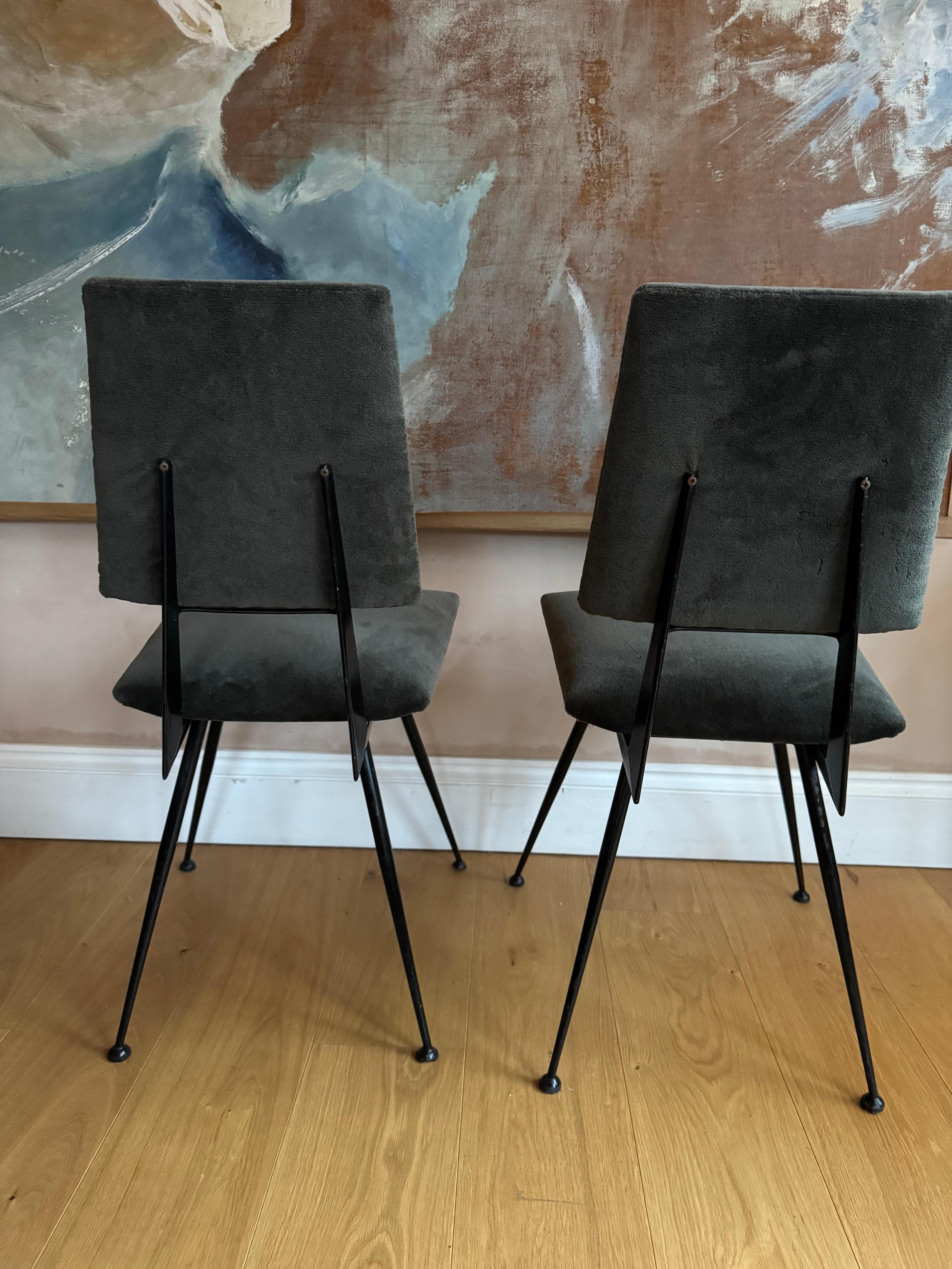 Pareja de sillas italianas de Velca en venta 3