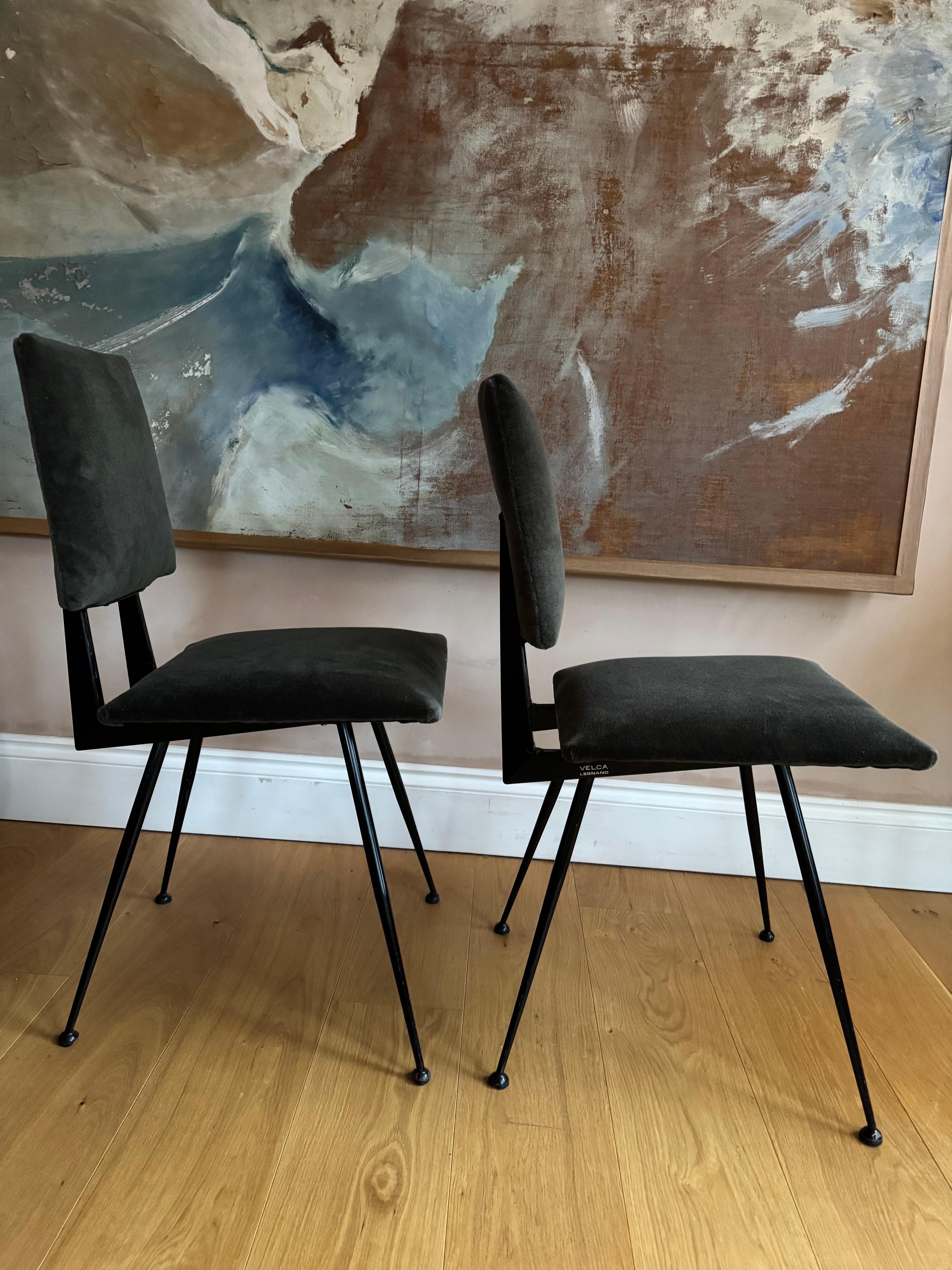 Pareja de sillas italianas de Velca Metal en venta
