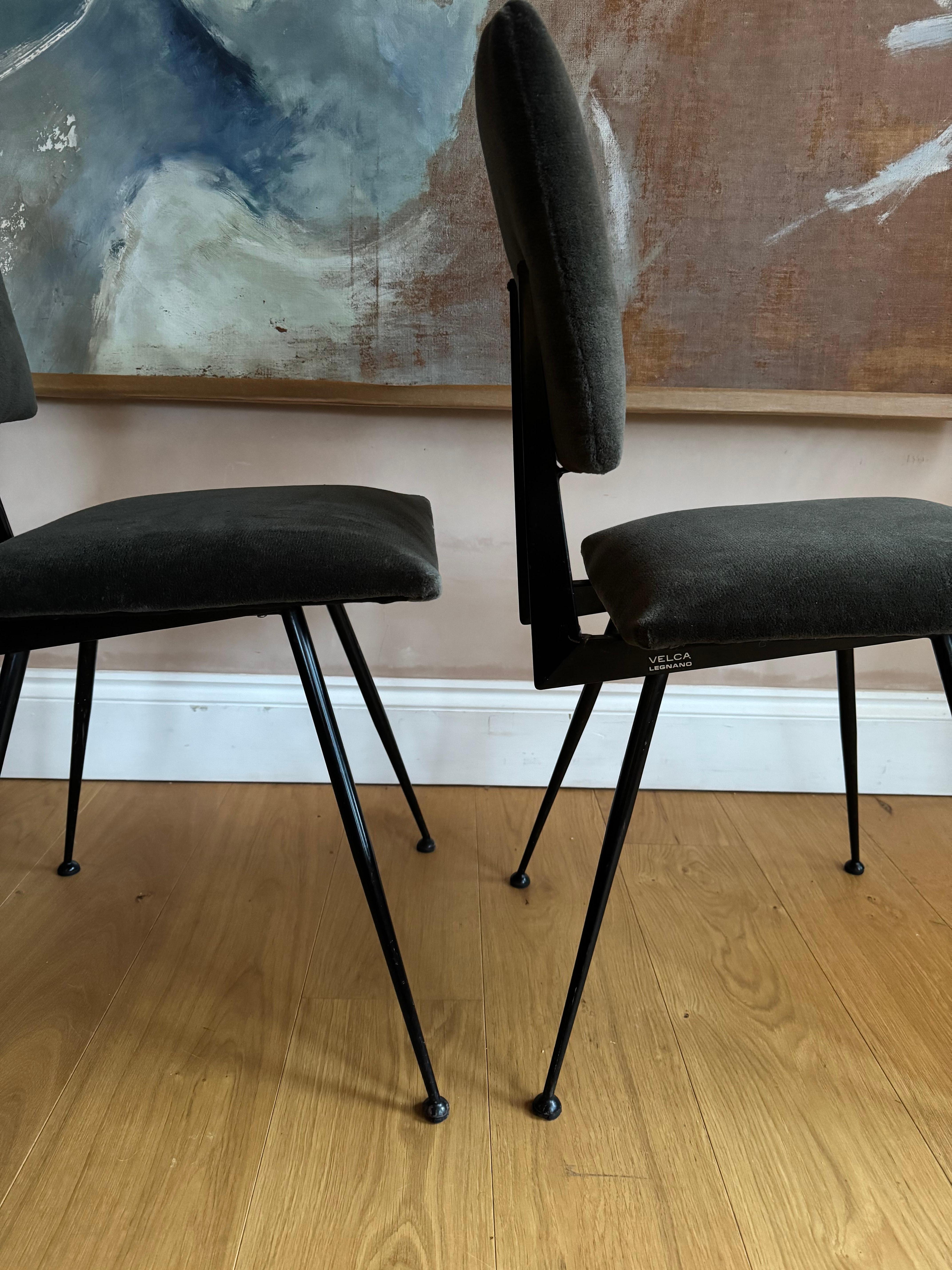 Pareja de sillas italianas de Velca en venta 2
