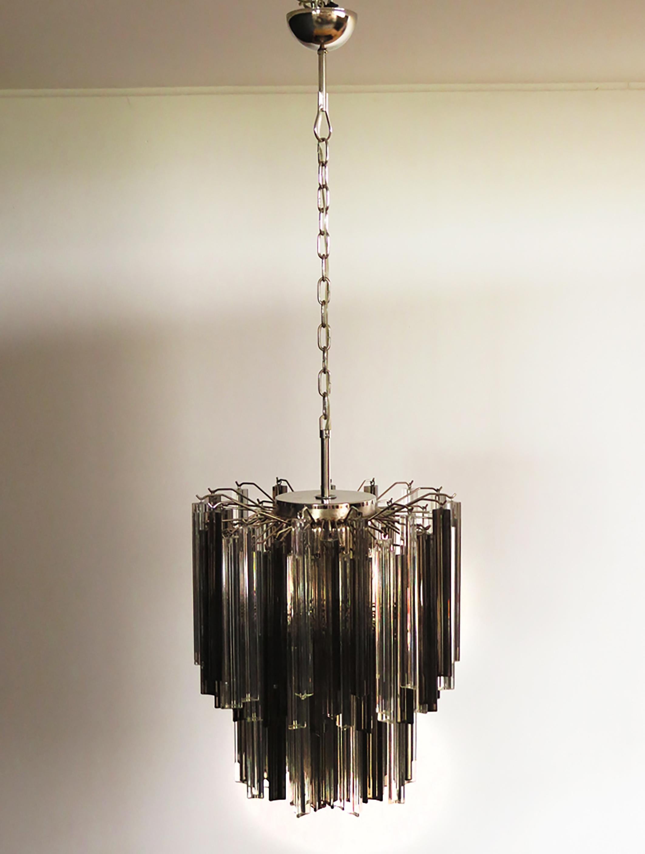 Coppia di lampadari italiani trasparenti e fumé di Tritri, Murano in vendita 3