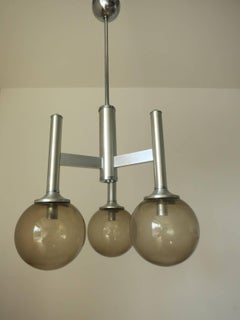 Paar italienische Kronleuchter mit mundgeblasenem Opalglas aus Muranoglas, 1960er Jahre