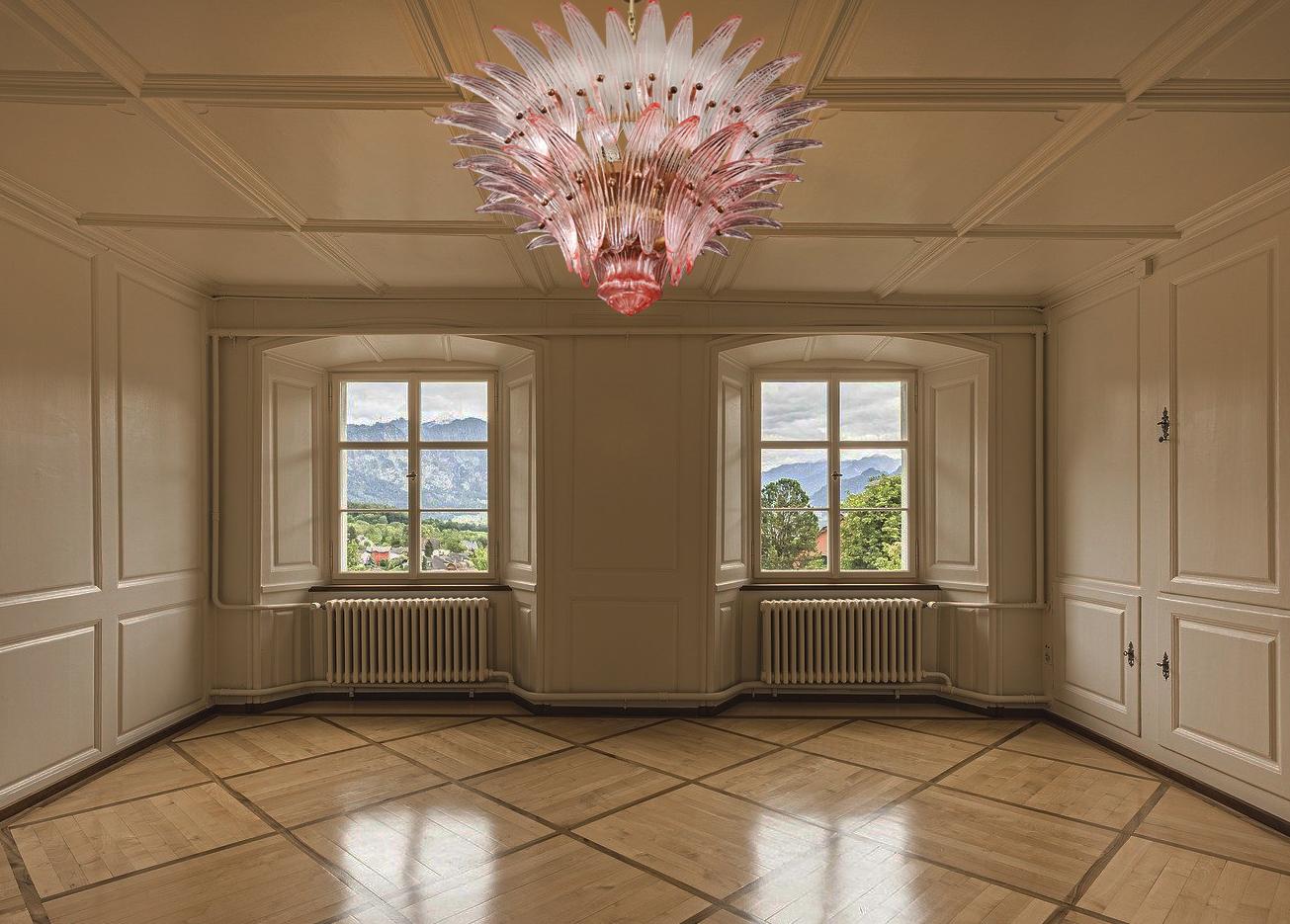 Pair of Italian Chandeliers with Pink Leaves, Murano For Sale 5