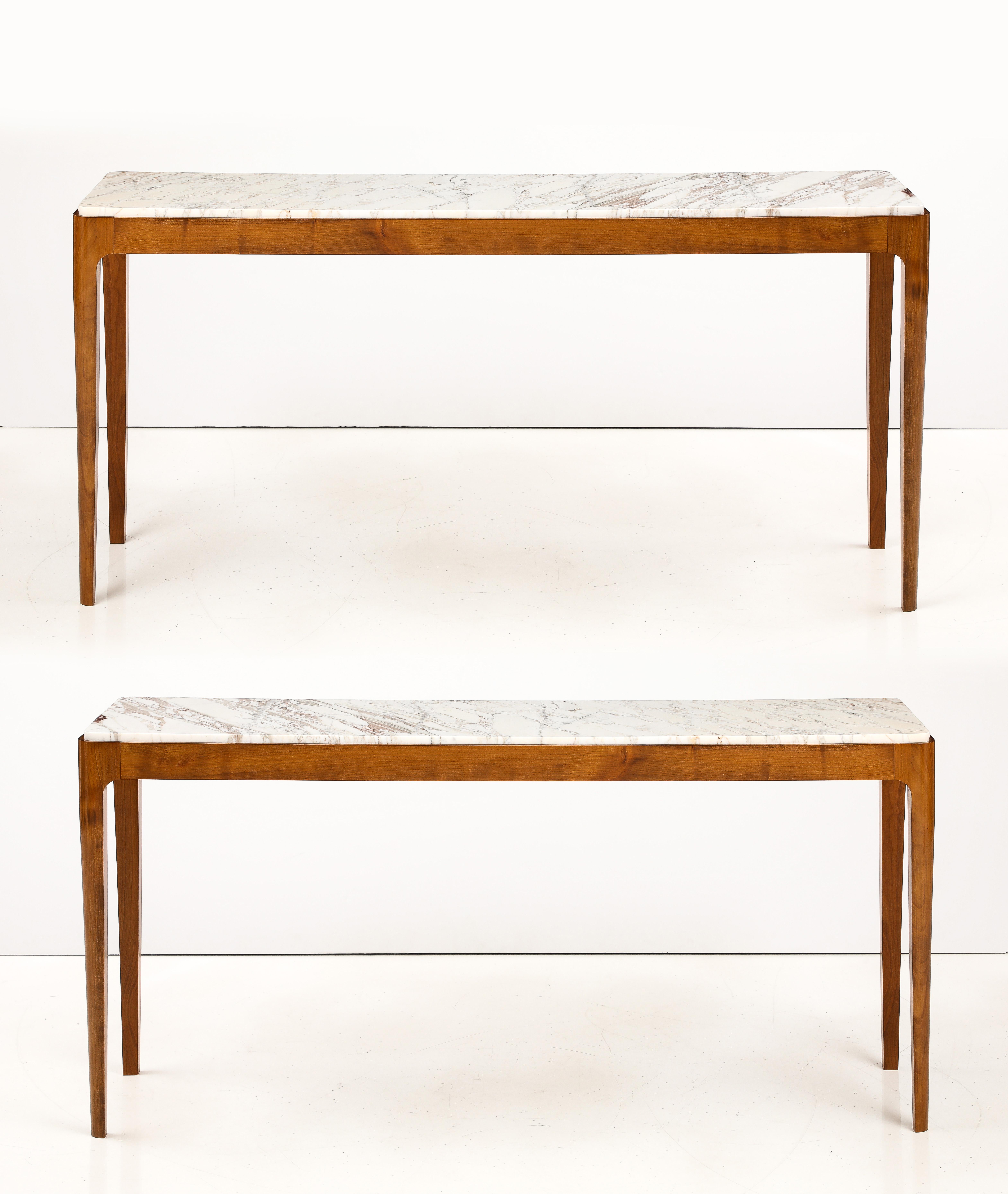 Pareja de Consolas Italianas de Madera de Cerezo y Mármol Broccatello, Italia Italiano en venta