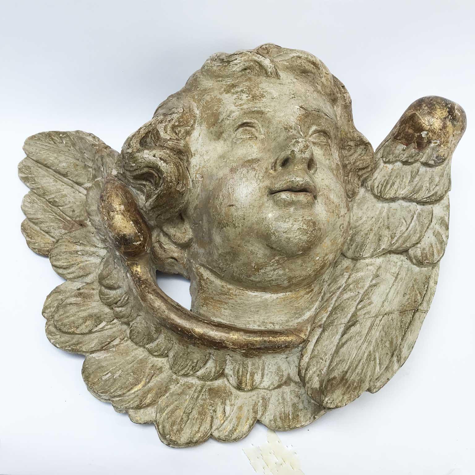 Baroque Pair of Italian Cherub Head Sculptures 18th Century Carved Winged Putti Heads