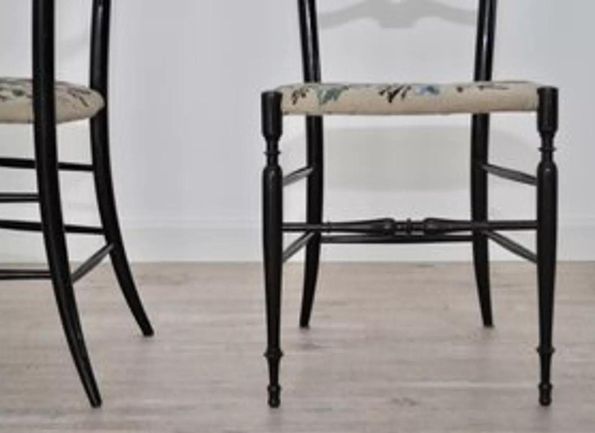 Pair of Italian Chiavari Dining Chairs - 1960s - set 2 - For Sale 1