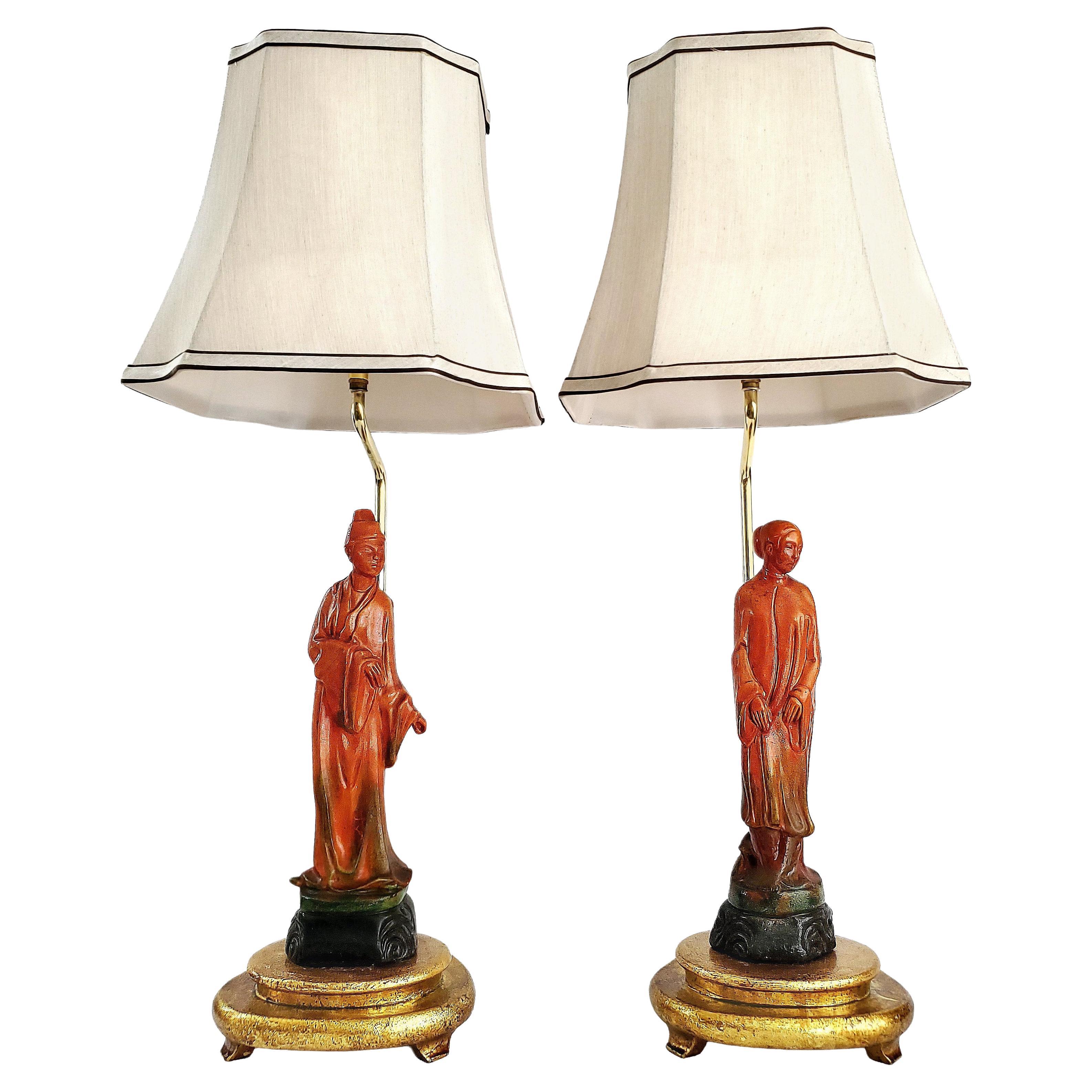 Paire de lampes de table à figurines chinoises italiennes signées Borghese