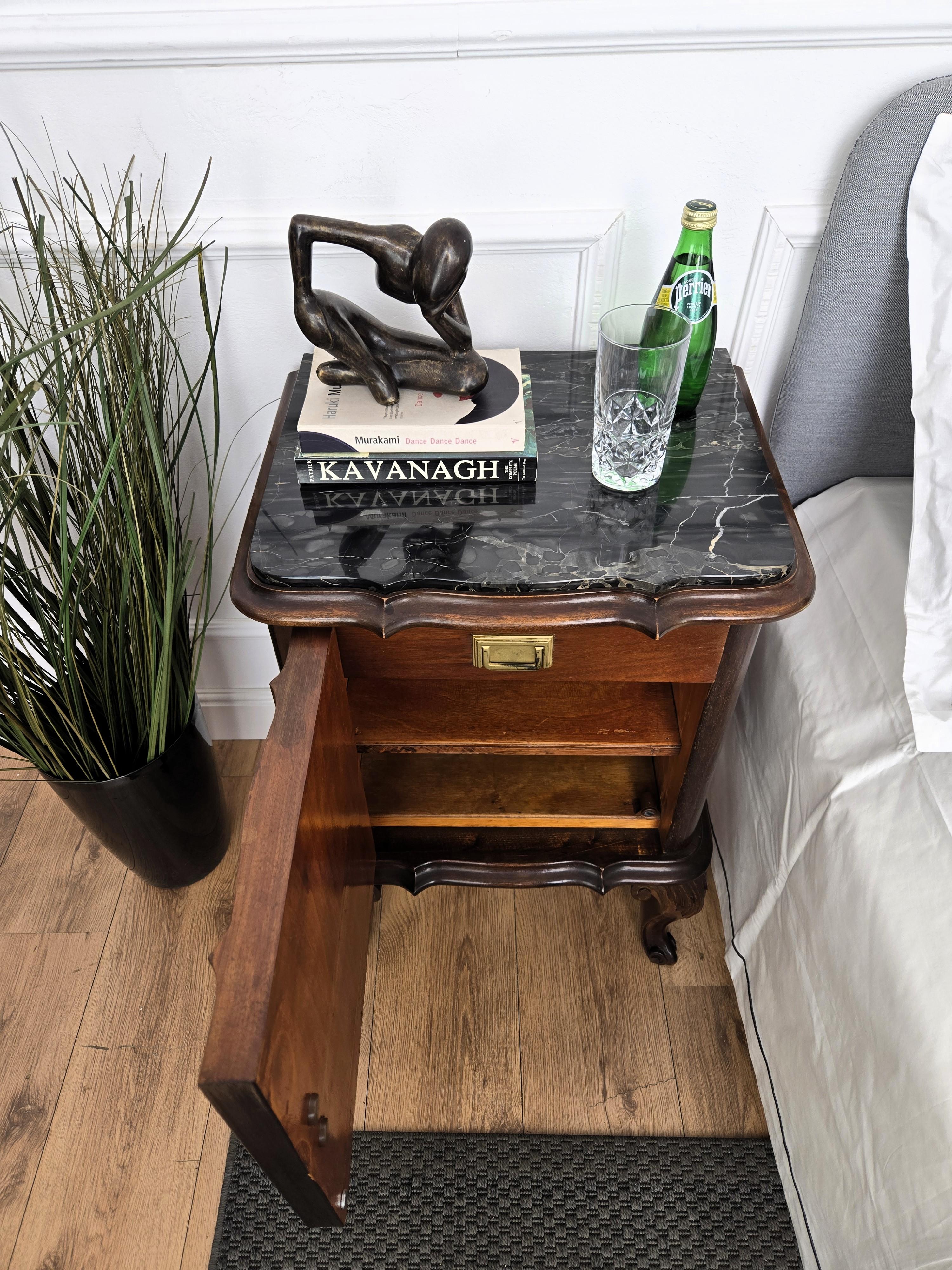 20th Century Pair of Italian Chippendale Walnut Burl Portoro Marble Night Stands Bed Tables For Sale