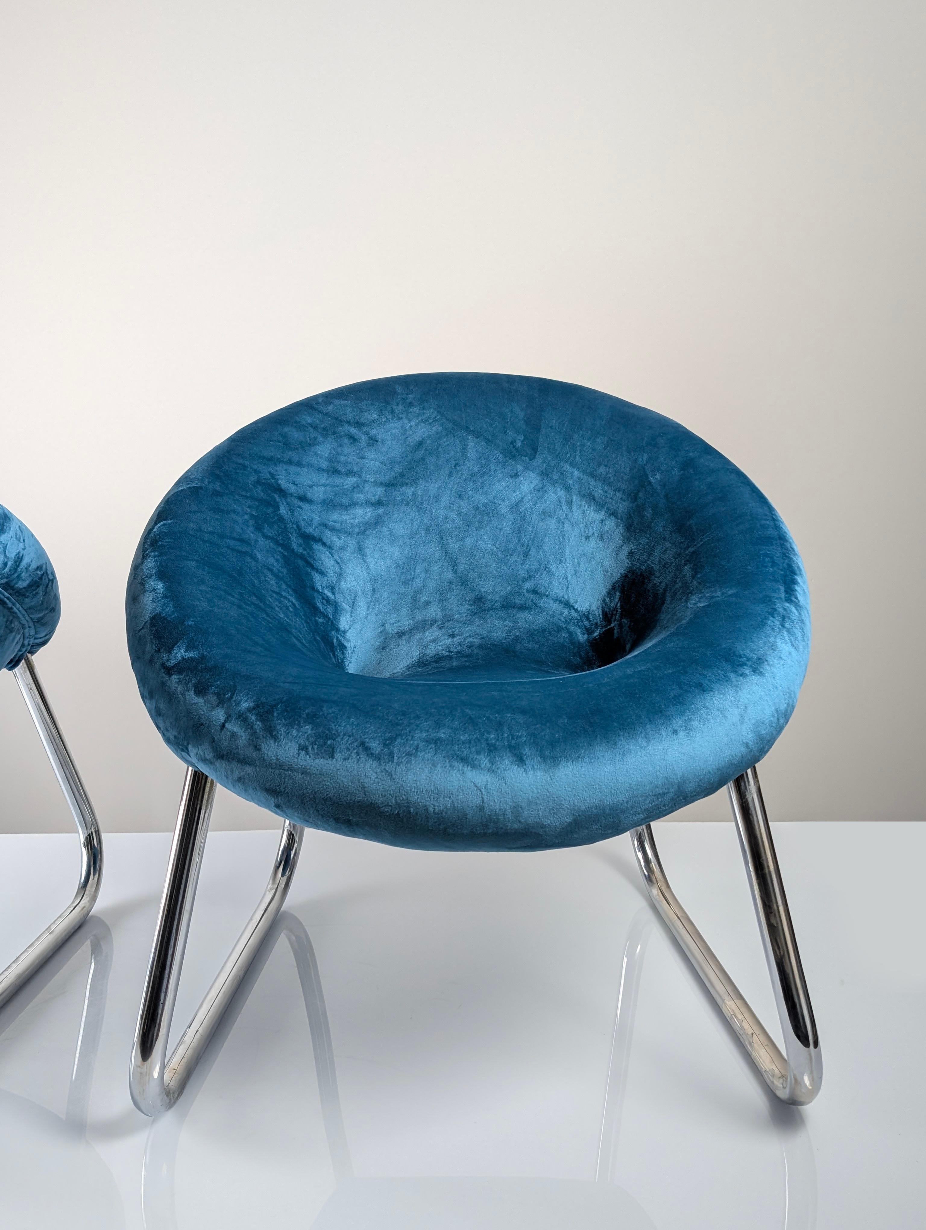 Pair of Italian Chrome and Blue Velvet Armchairs, 1970s For Sale 5