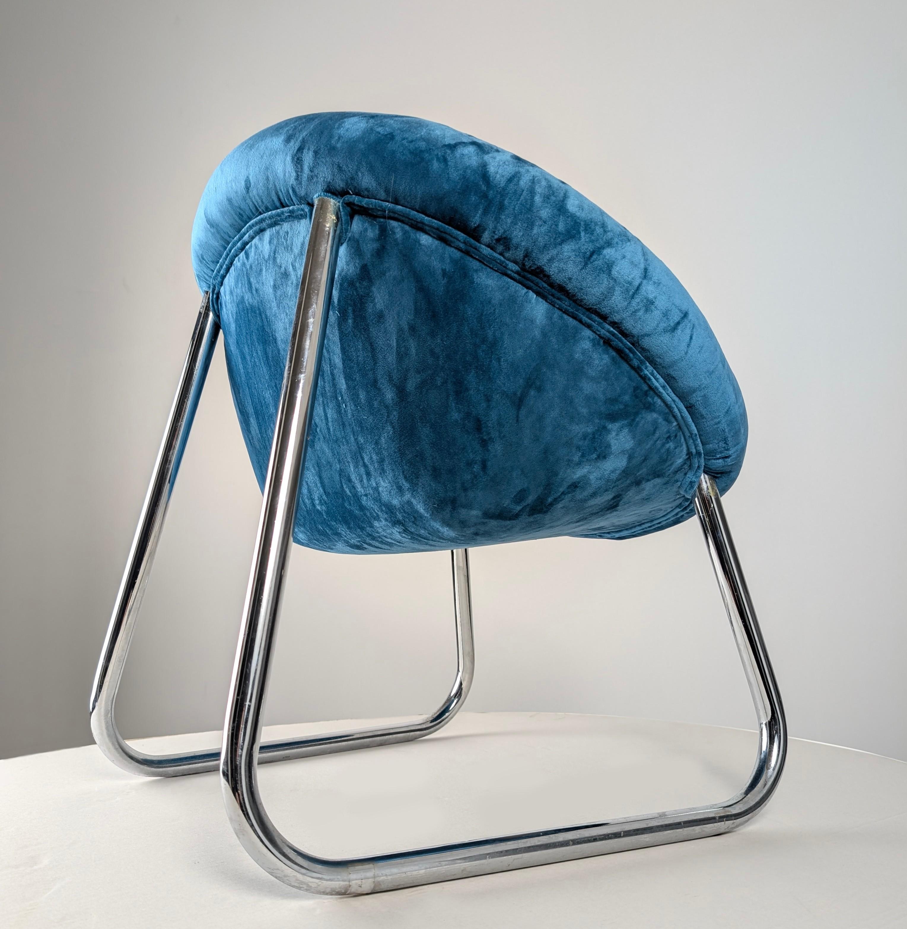 Pair of Italian Chrome and Blue Velvet Armchairs, 1970s For Sale 7