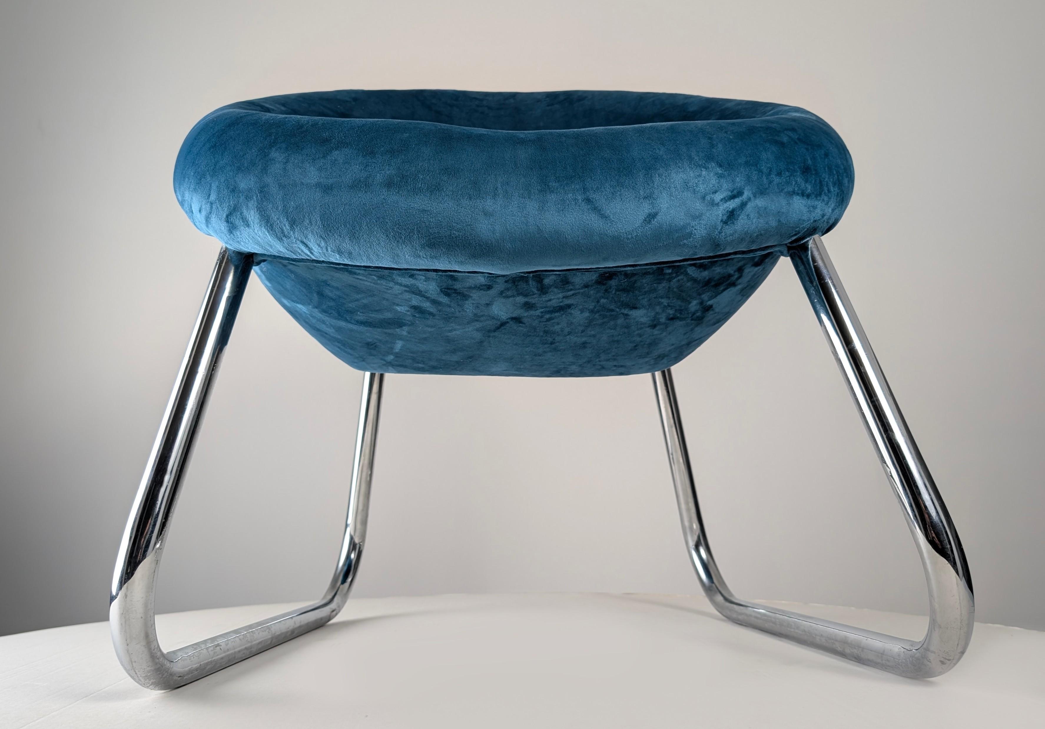 Pair of Italian Chrome and Blue Velvet Armchairs, 1970s For Sale 9