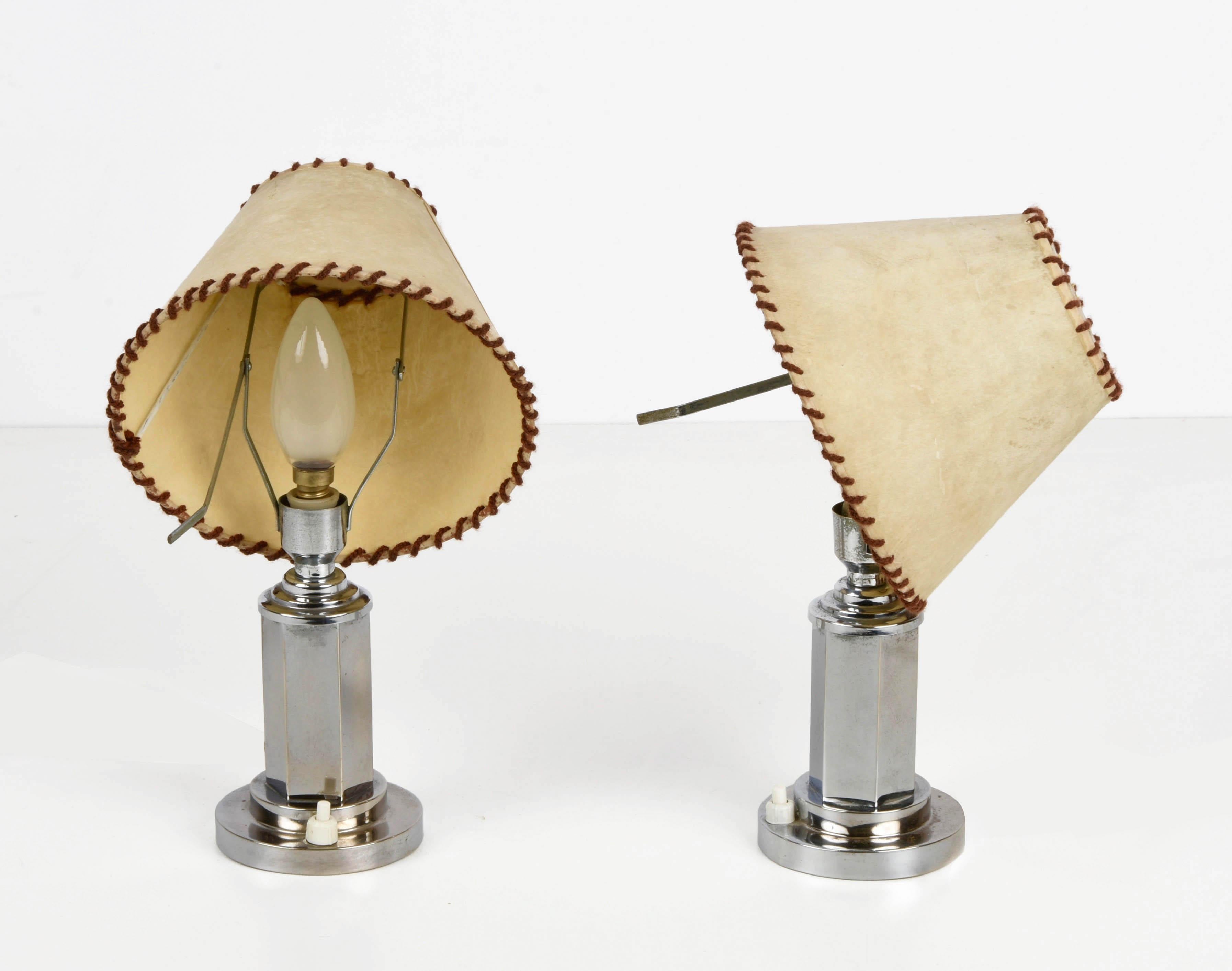 Mid-20th Century Pair of Italian Chrome Table Lamps with Adjustable Parchment Lampshade, 1940s