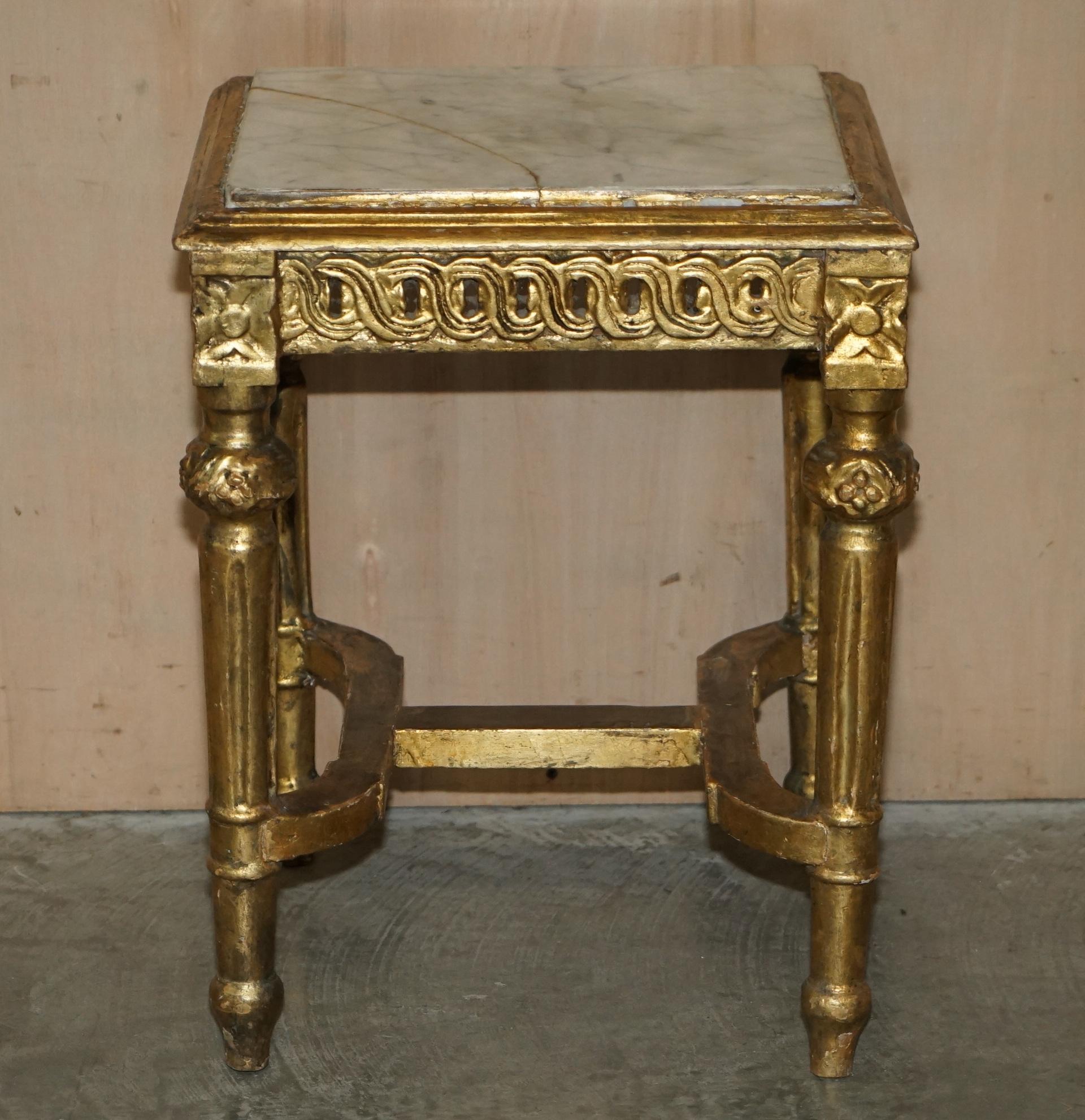 Pair of Italian circa 1840 Gold Giltwood Marble Topped Side End Lamp Wine Tables For Sale 14