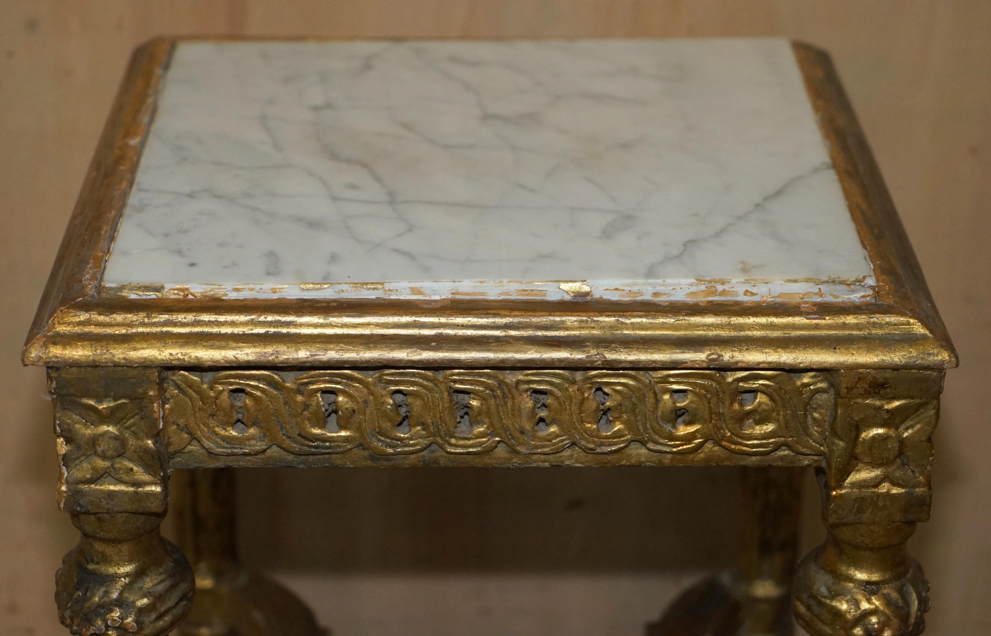 Hand-Crafted Pair of Italian circa 1840 Gold Giltwood Marble Topped Side End Lamp Wine Tables For Sale