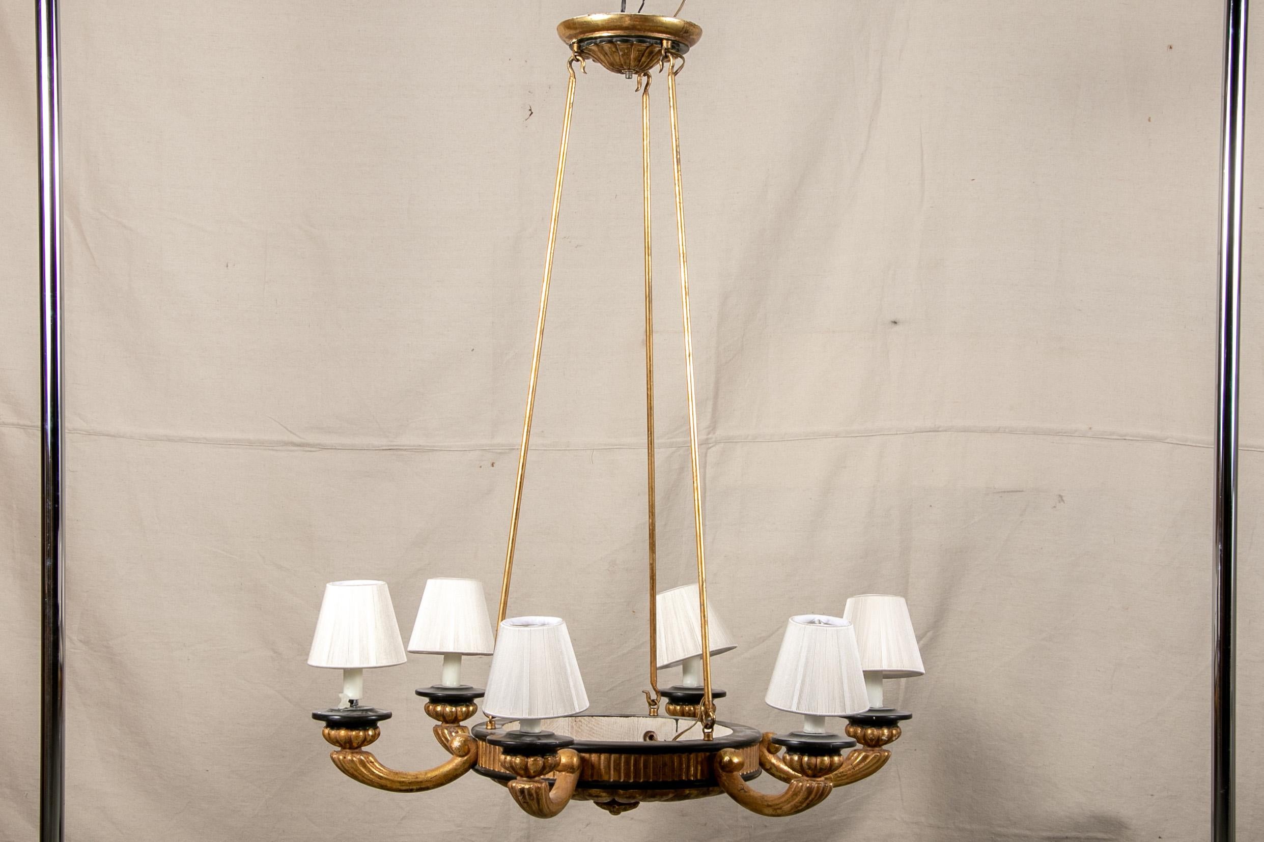 Pair of Italian Classical Style Chandeliers 7