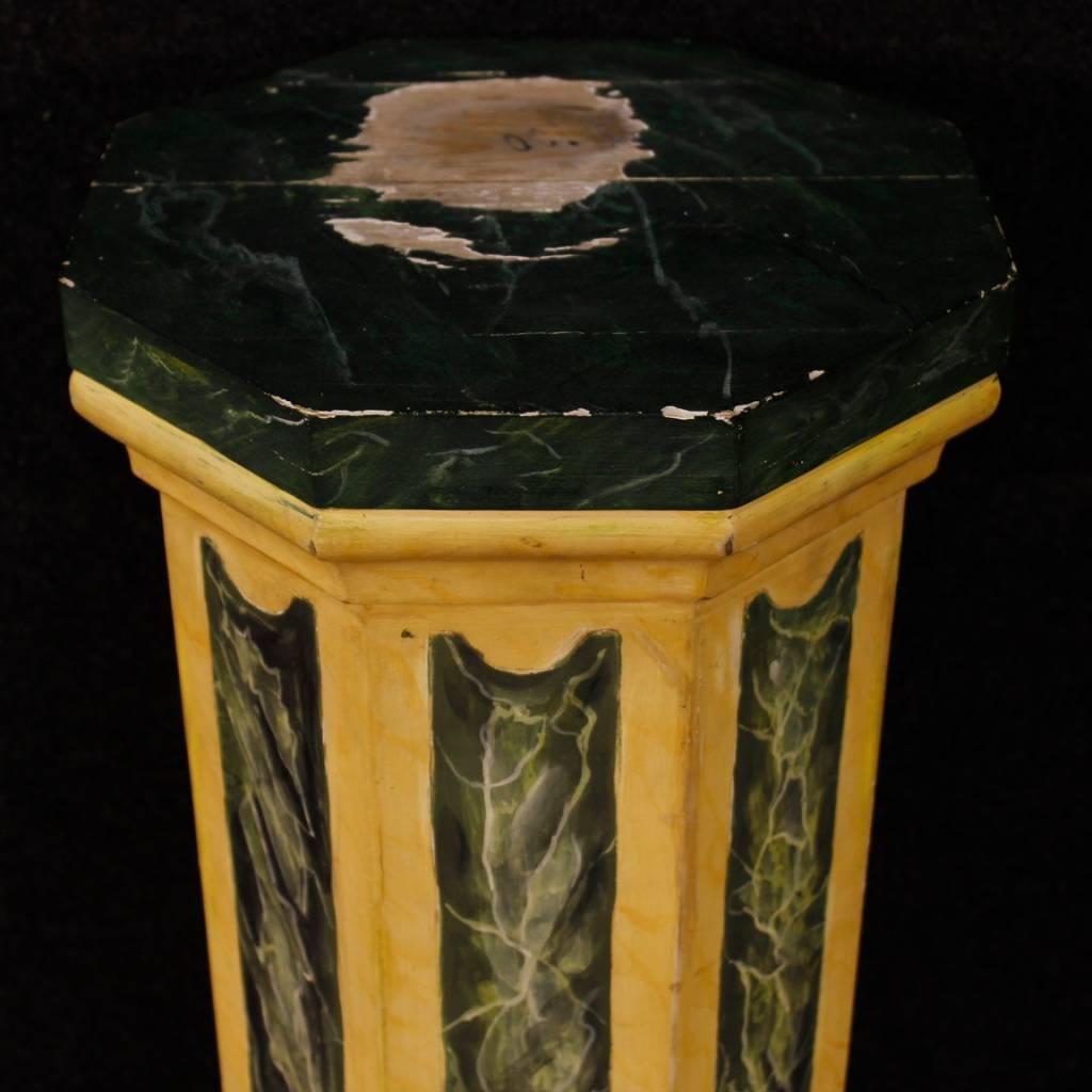 Pair of Italian Columns in Carved and Lacquered Wood from 20th Century 2