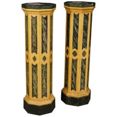 Pair of Italian Columns in Carved and Lacquered Wood from 20th Century
