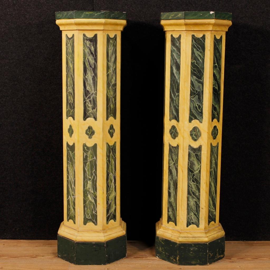 Pair of Italian Columns in Lacquered Wood, 20th Century For Sale 8