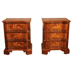 Pair of Italian Commode/ Chest of Drawers in Walnut and Inlays 19 ° Century