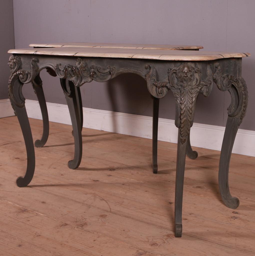Pair of Italian Console Tables In Good Condition In Leamington Spa, Warwickshire