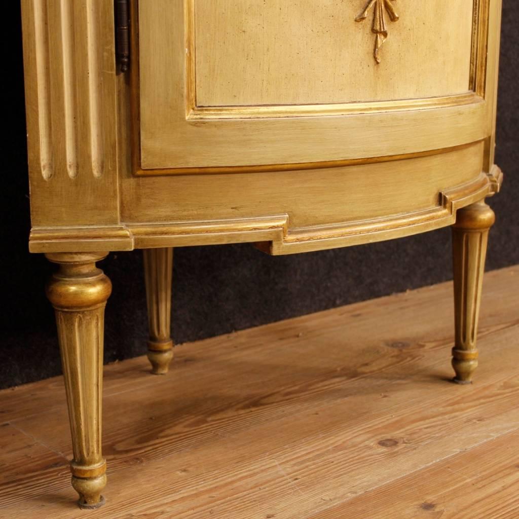 Pair of Italian Corner Cupboards in Lacquered and Gilt Wood in Louis XVI Style  5