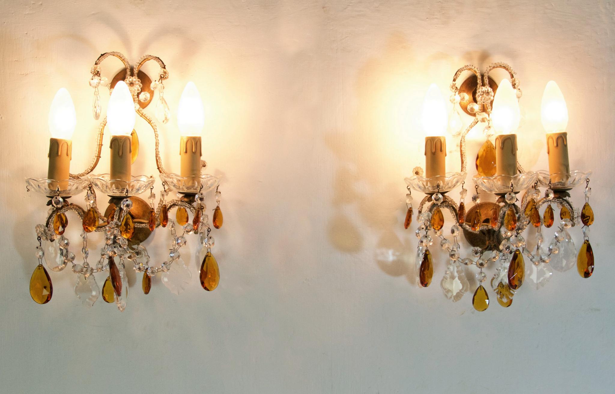 20th Century Two Pairs of Italian Crystal Wall Sconces For Sale