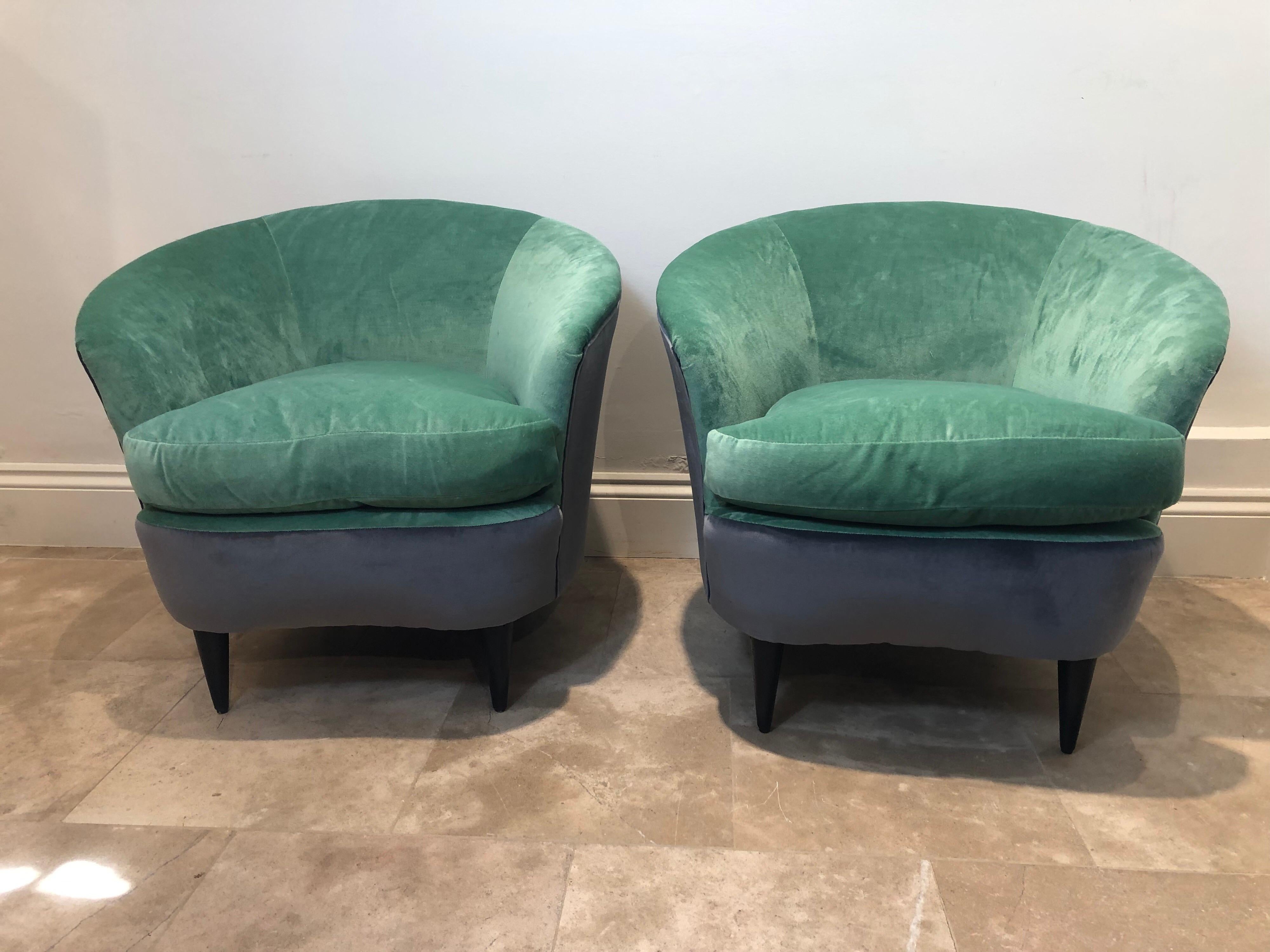 Pair of Italian Curved Chairs and Stools with Mint Green and Grey Upholstery For Sale 5