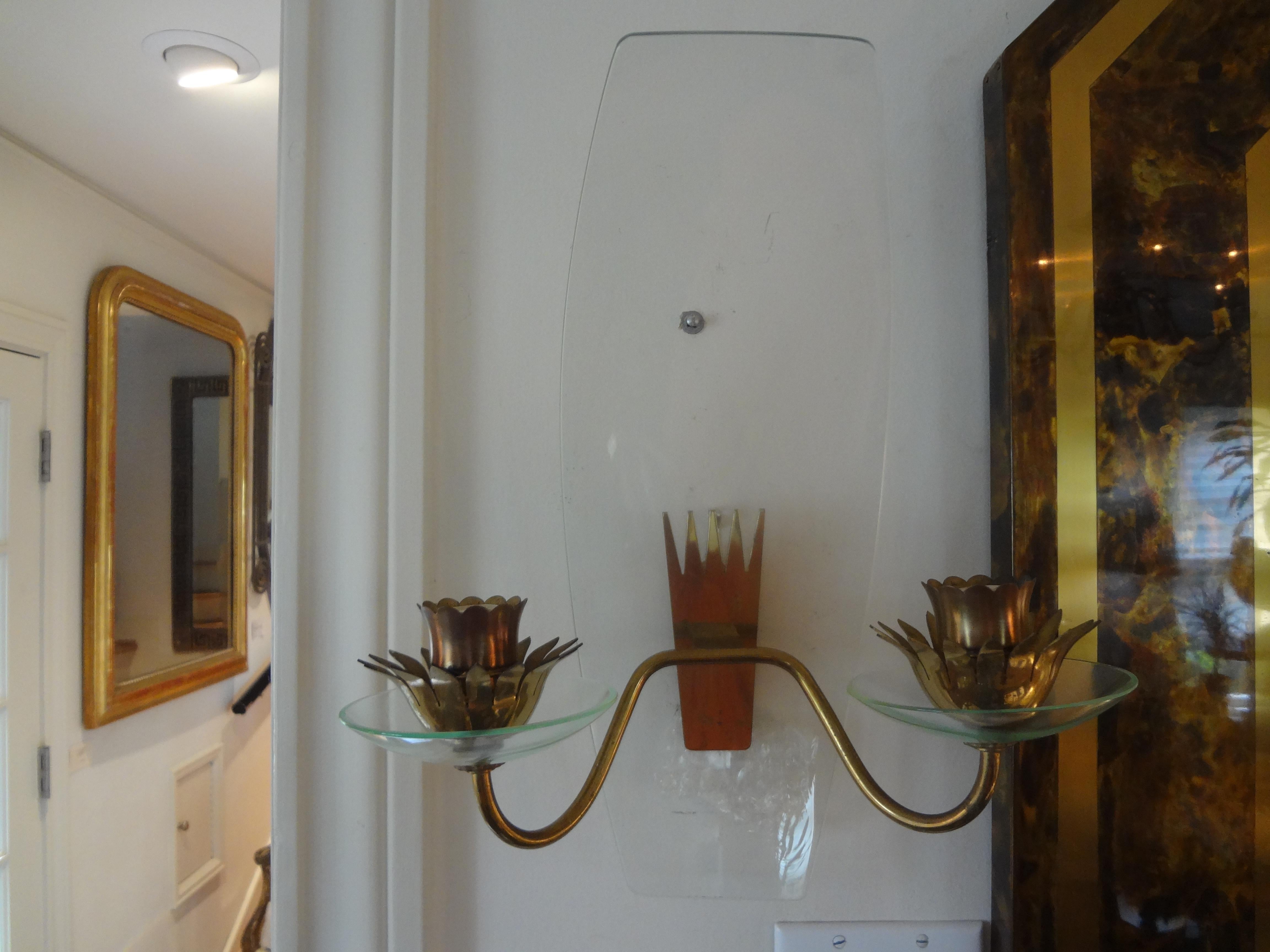 Pair of Italian Curved Glass and Bronze Sconces Attributed to Fontana Arte 3
