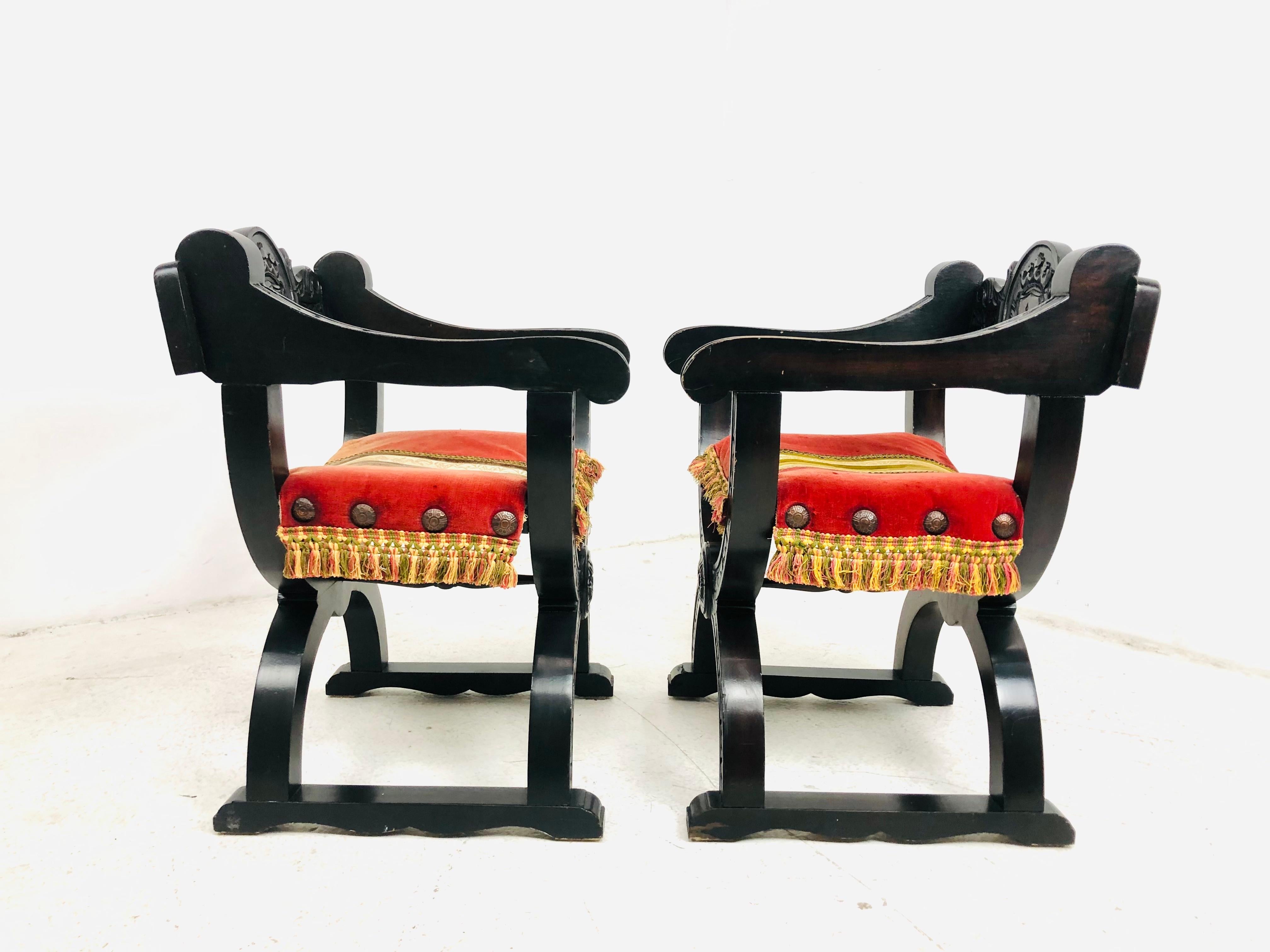 Paire de chaises italiennes danoises Bon état - En vente à Dallas, TX