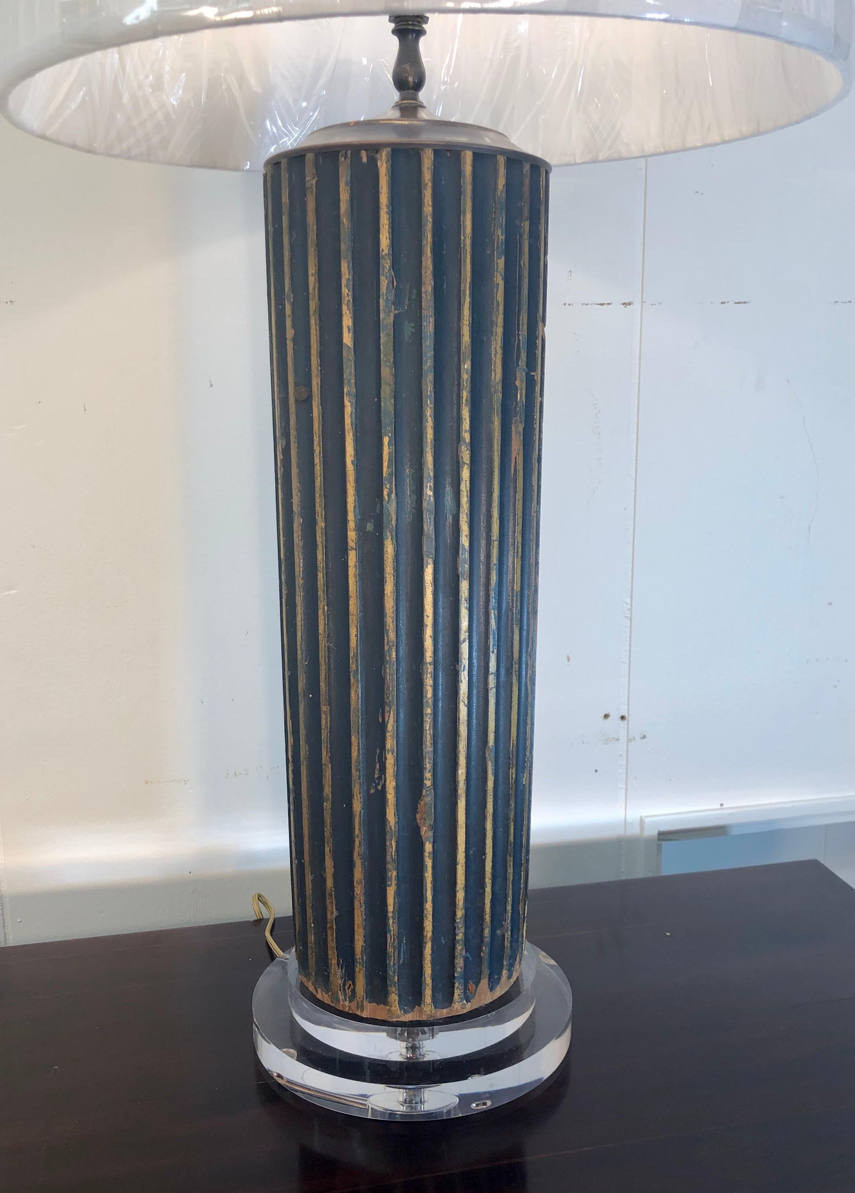 Painted Pair of Italian Dark Verde Fluted Wood Column Lamps on Lucite, 18th Century For Sale