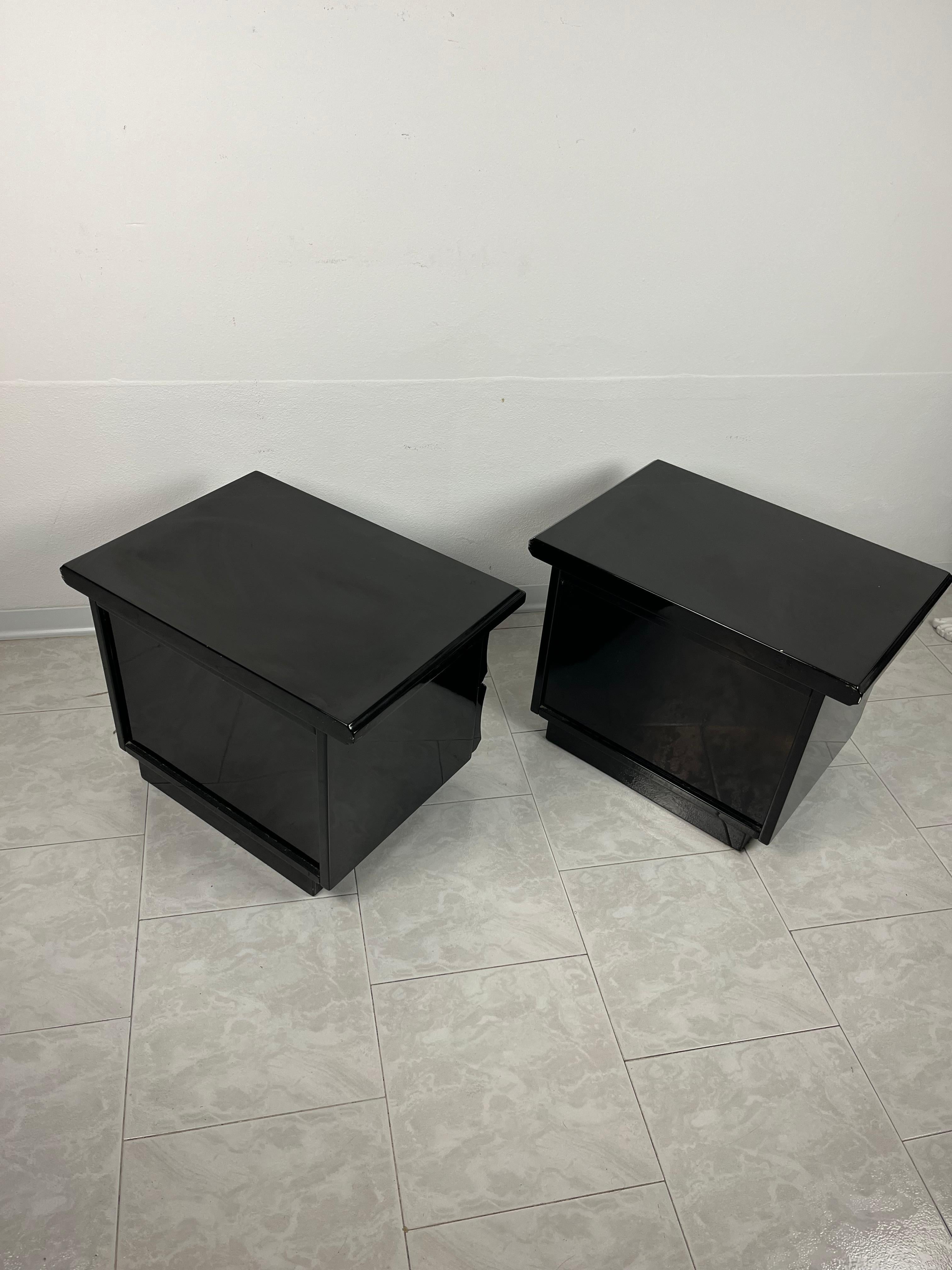 Wood Pair of Italian Design Bedside Tables, Italy, 1970s