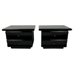 Antique Pair of Italian Design Bedside Tables, Italy, 1970s