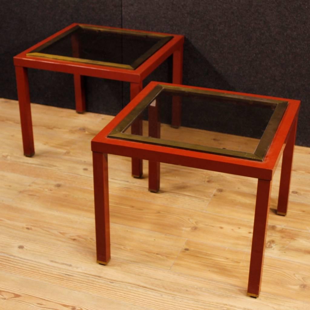 Enameled Pair of Italian Design Coffee Tables in Metal with Glass Top from 20th Century