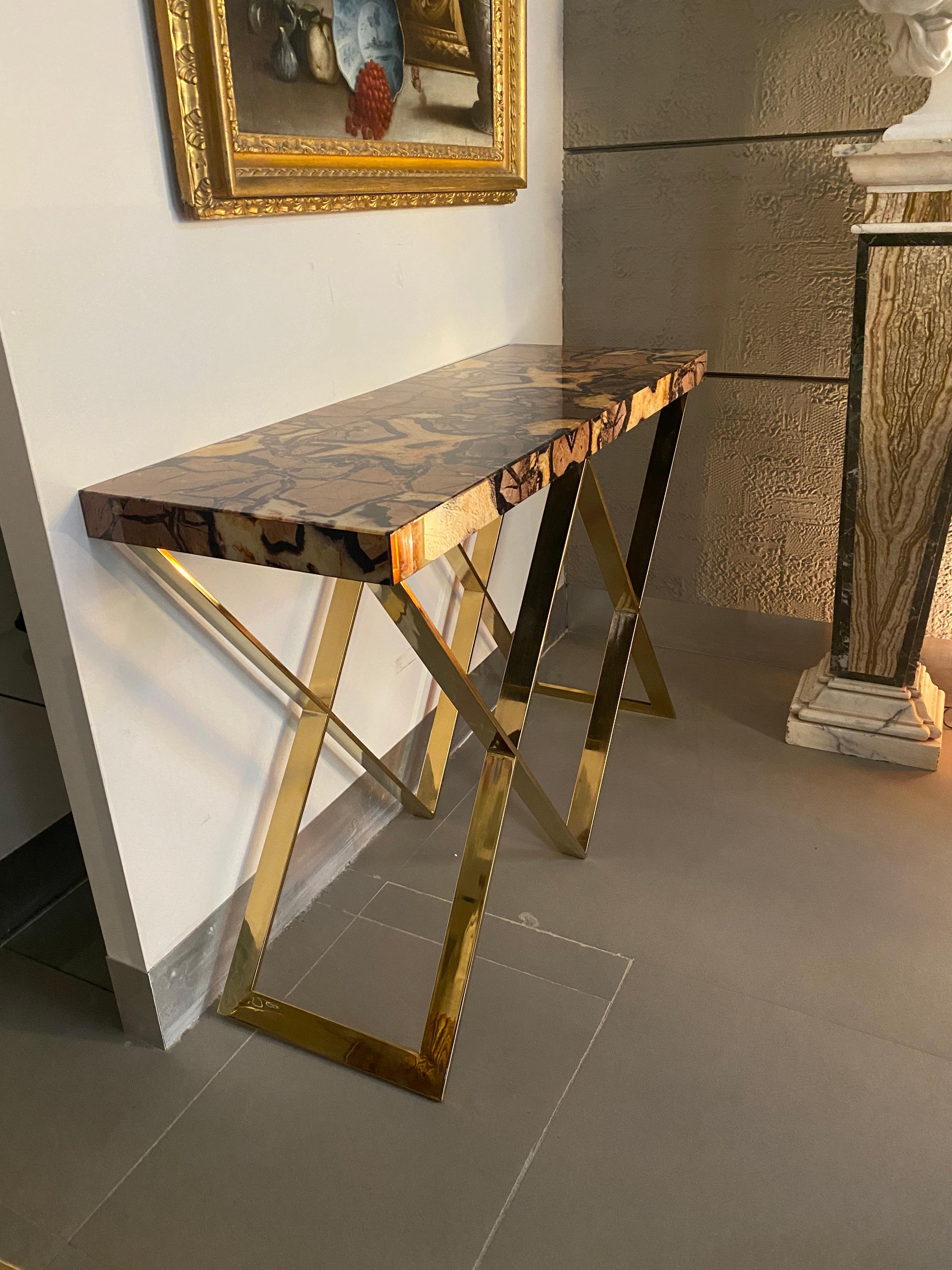 Pair of Italian Design Marble Imitation Top Console Tables For Sale 4