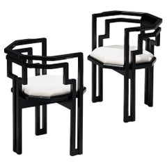 Pareja de Sillas de Comedor Italianas de Roble Lacado Negro y Tapicería Blanca